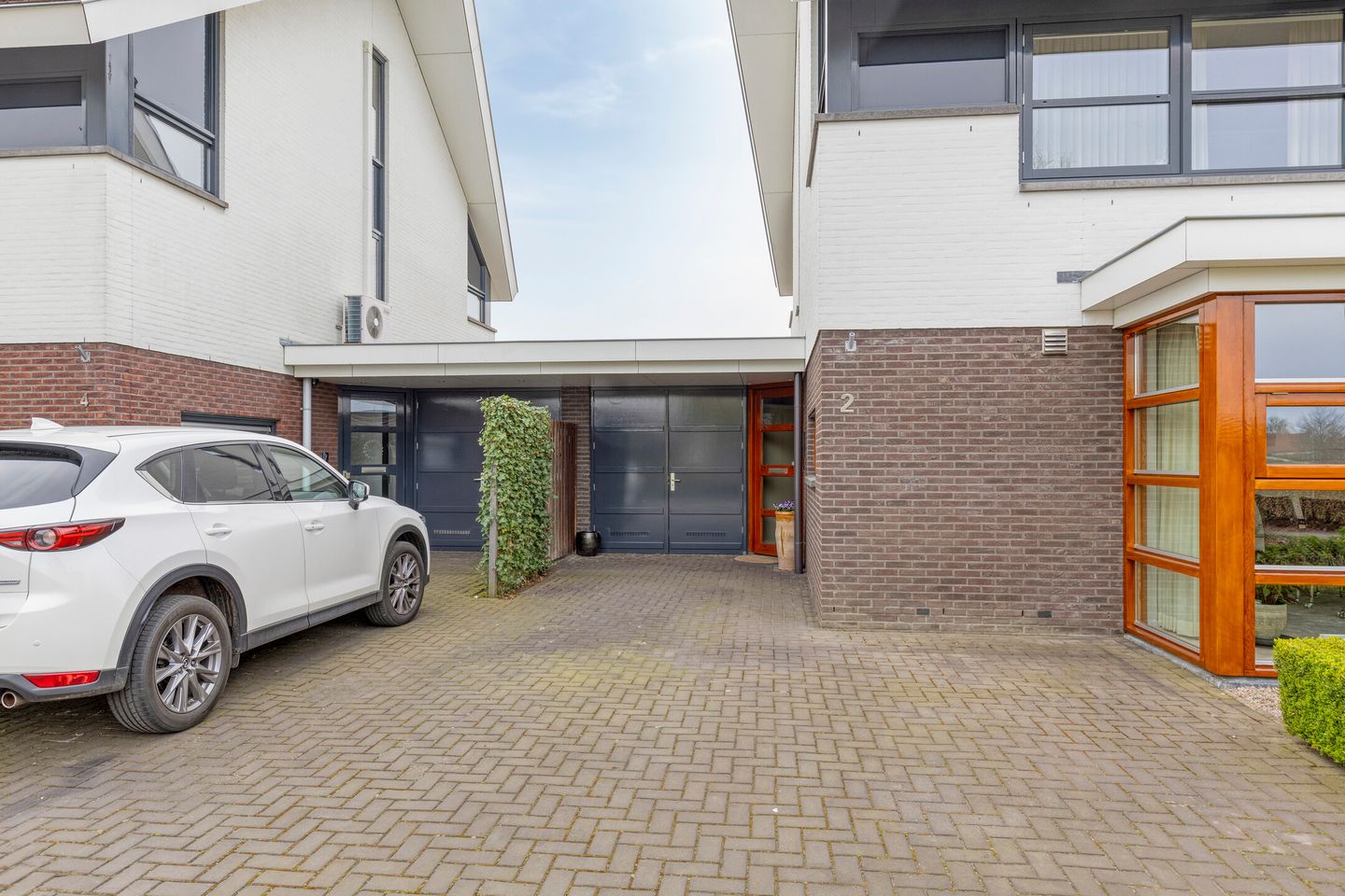 Photo 10 of de Jongstraat 2