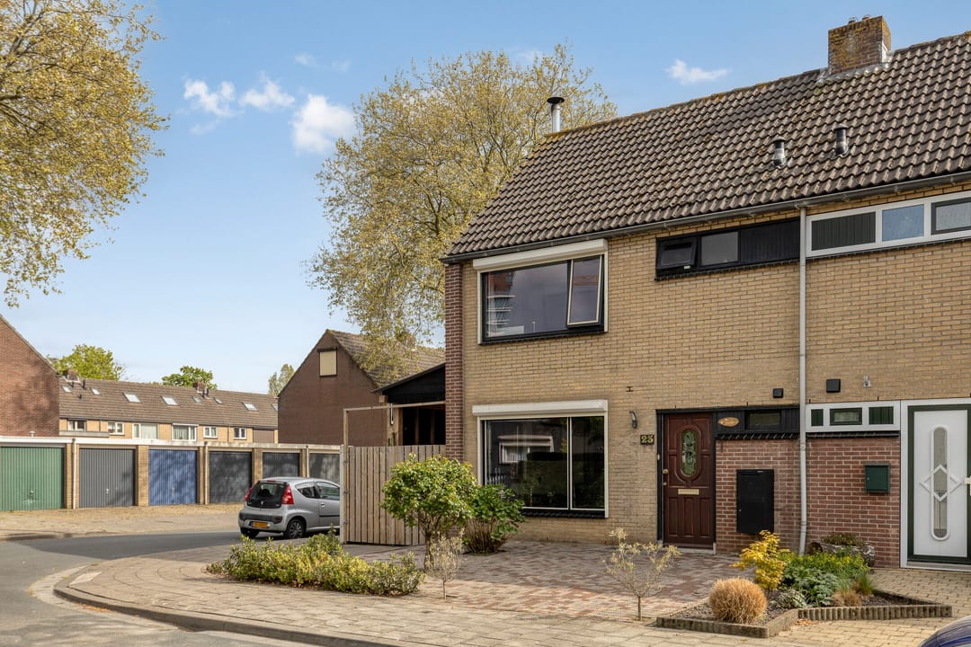 Foto 31 van Newtonstraat 23