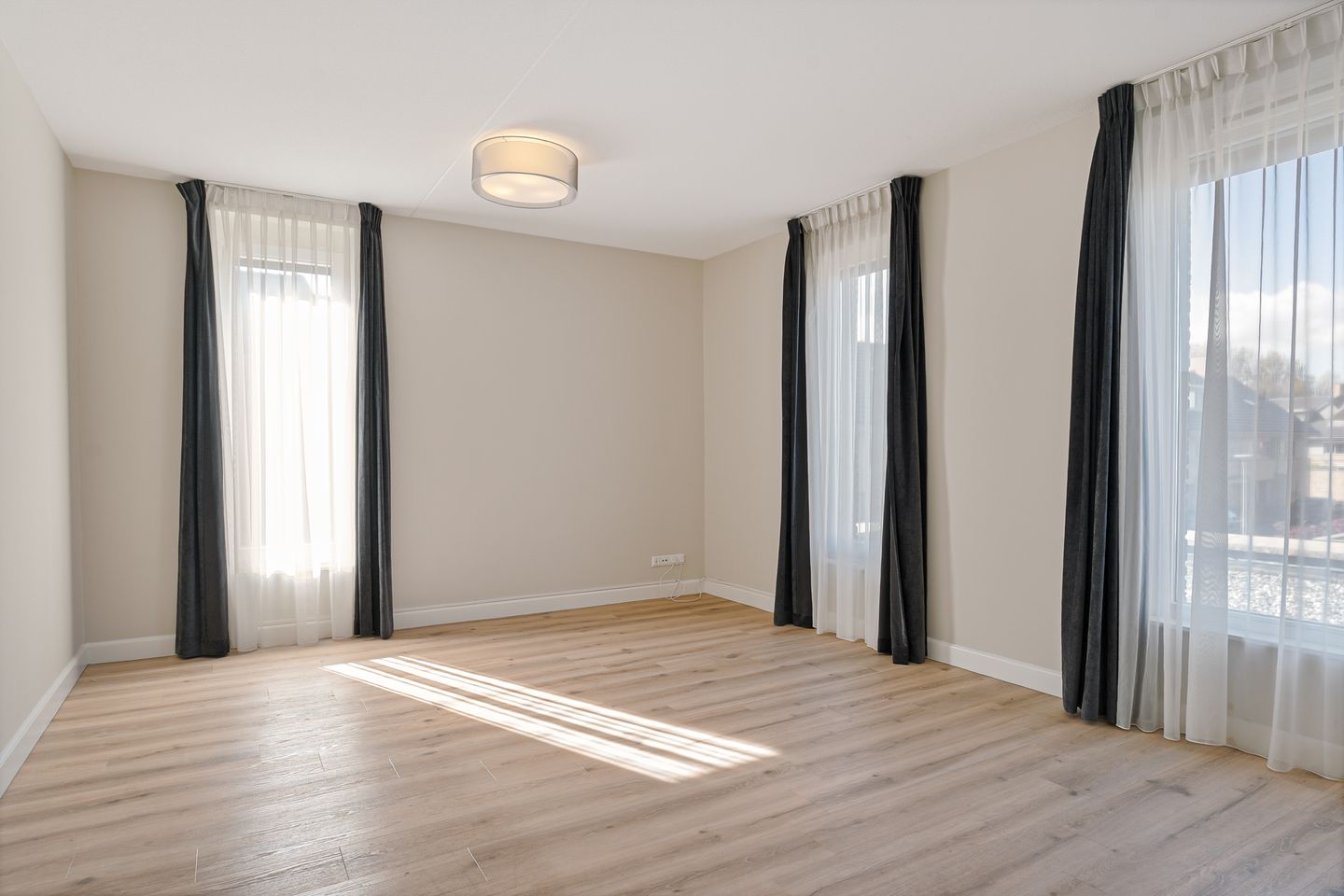 Foto 40 van Tinbergenlaan 123