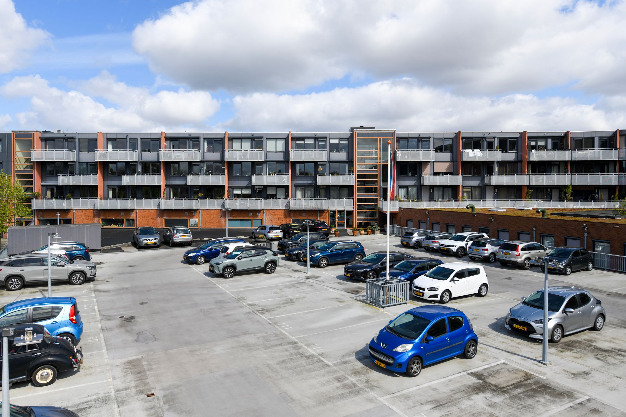 Foto 18 van Plein 2000 85