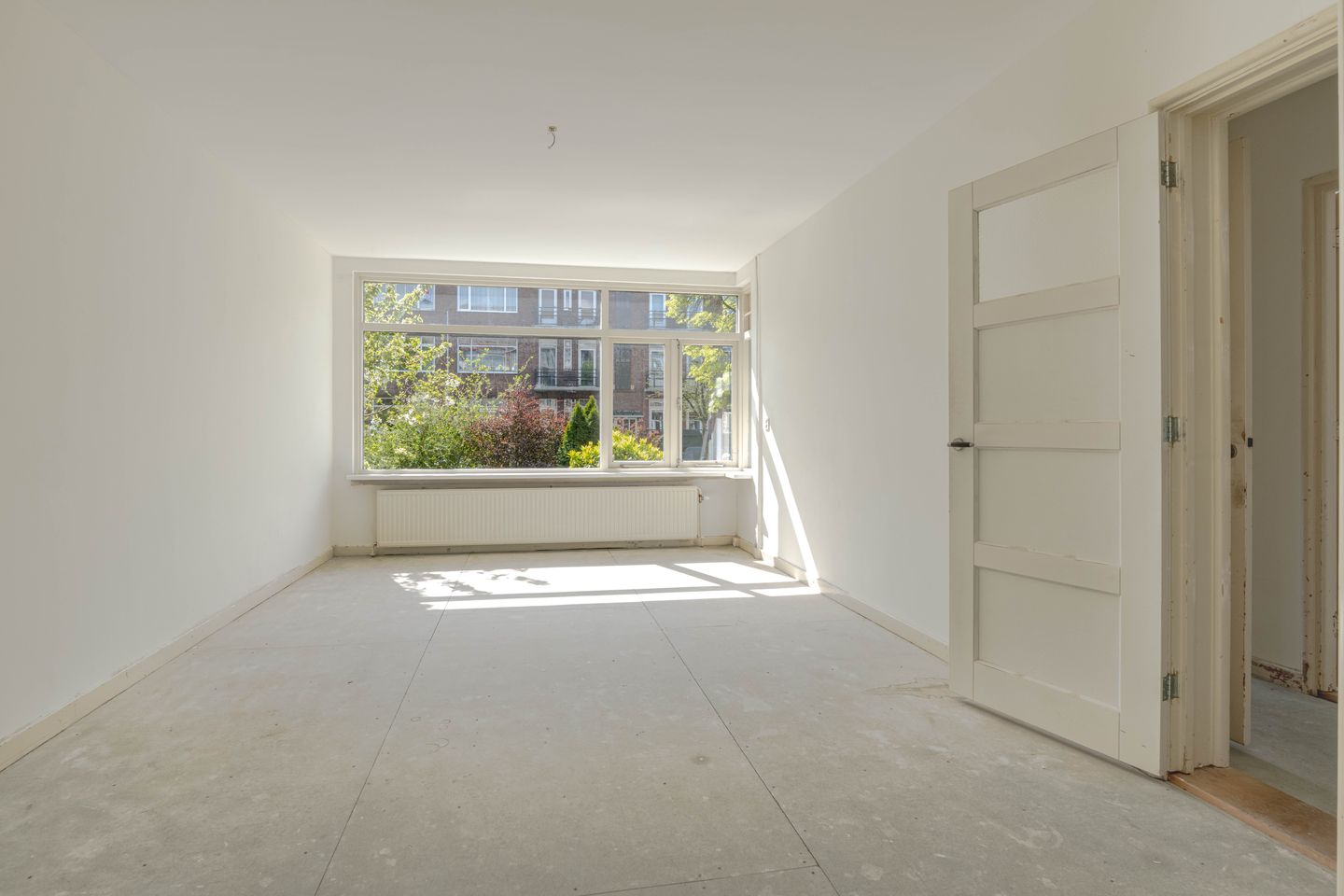 Foto 10 van Van Beuningenstraat 16-C