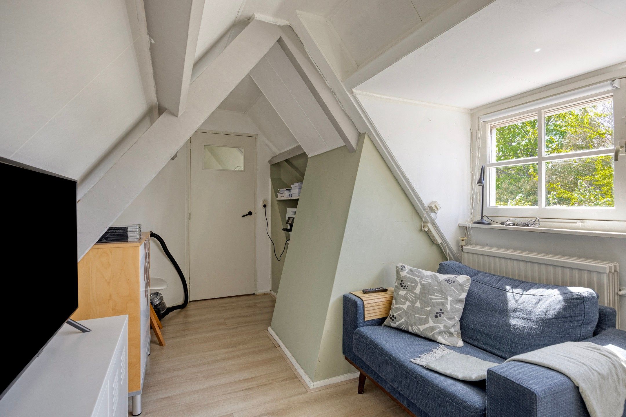 Foto 42 van Uiverlaan 6