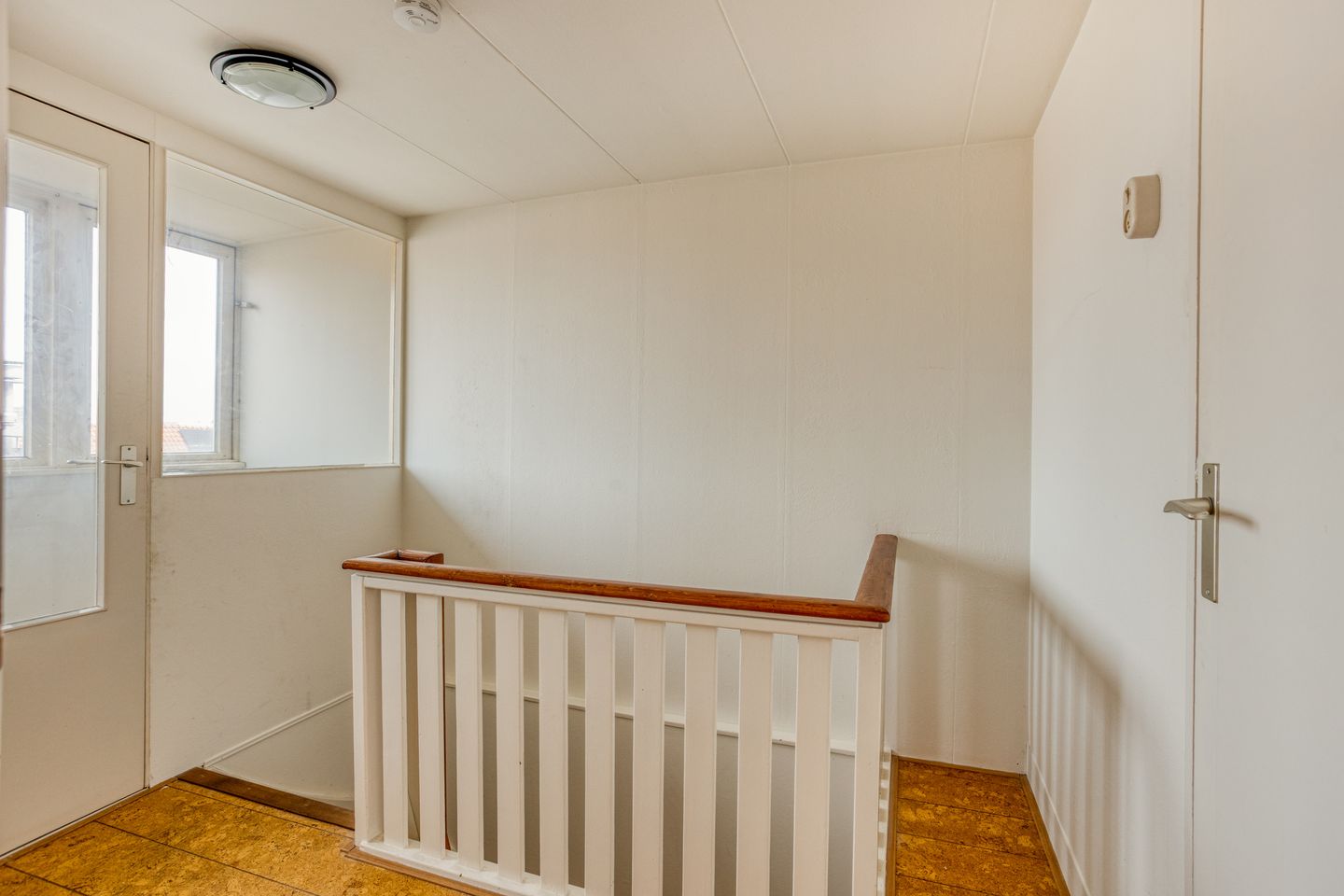 Characteristic 1930s Home with Four Bedrooms and Garden Canopy in Leeuwarden — 29