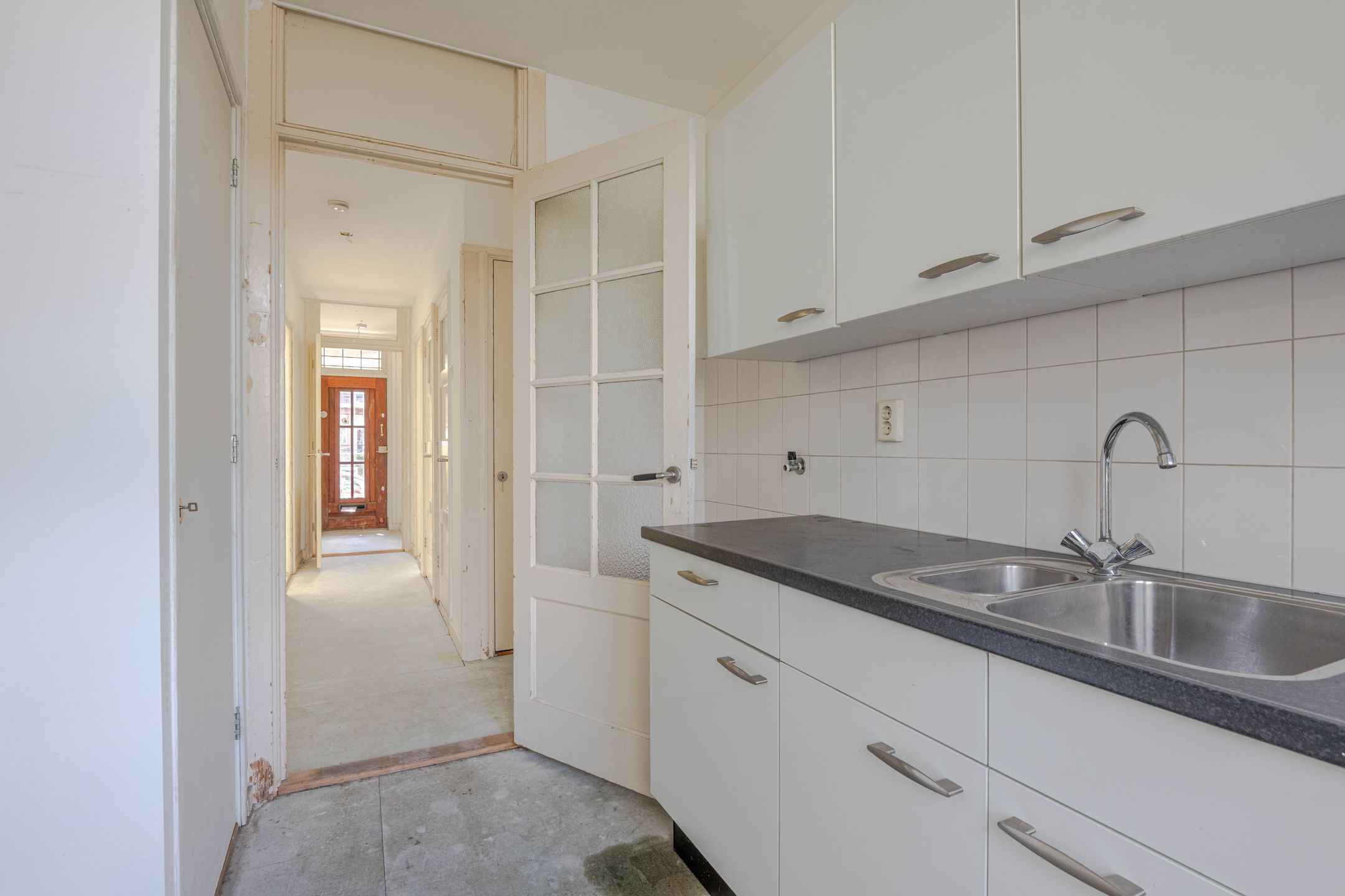 Foto 15 van Van Beuningenstraat 16-C