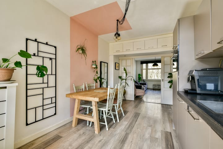 Photo 2 of Jan van Galenstraat 175-2