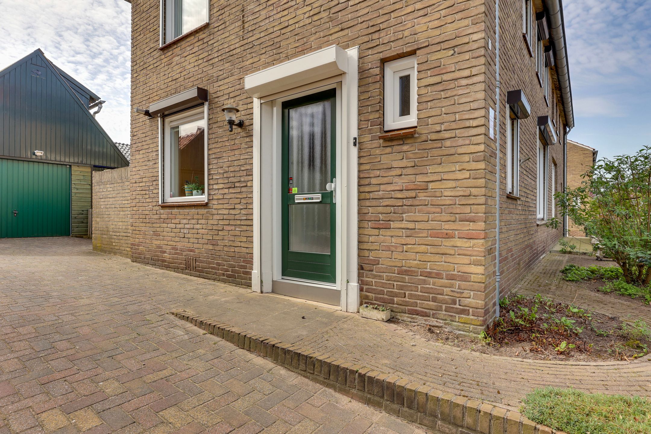 Photo 27 of Schoolstraat 21