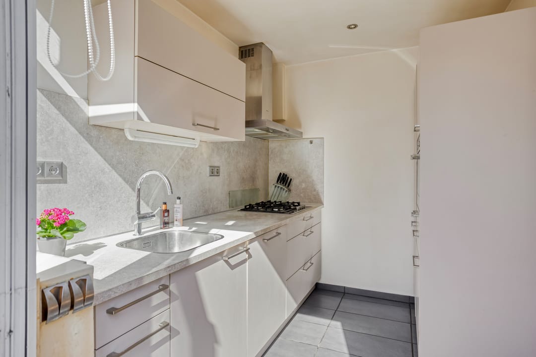 Photo 7 of Beethovenstraat 77