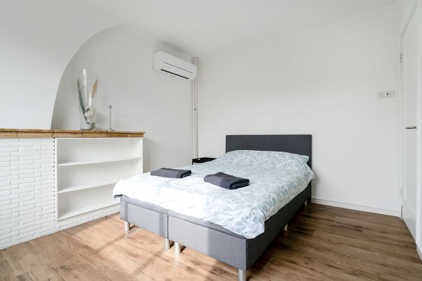 Foto 25 van Kanaalstraat 327