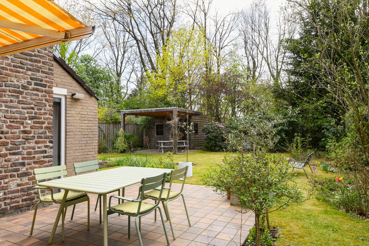 Foto 34 van Dordognelaan 40