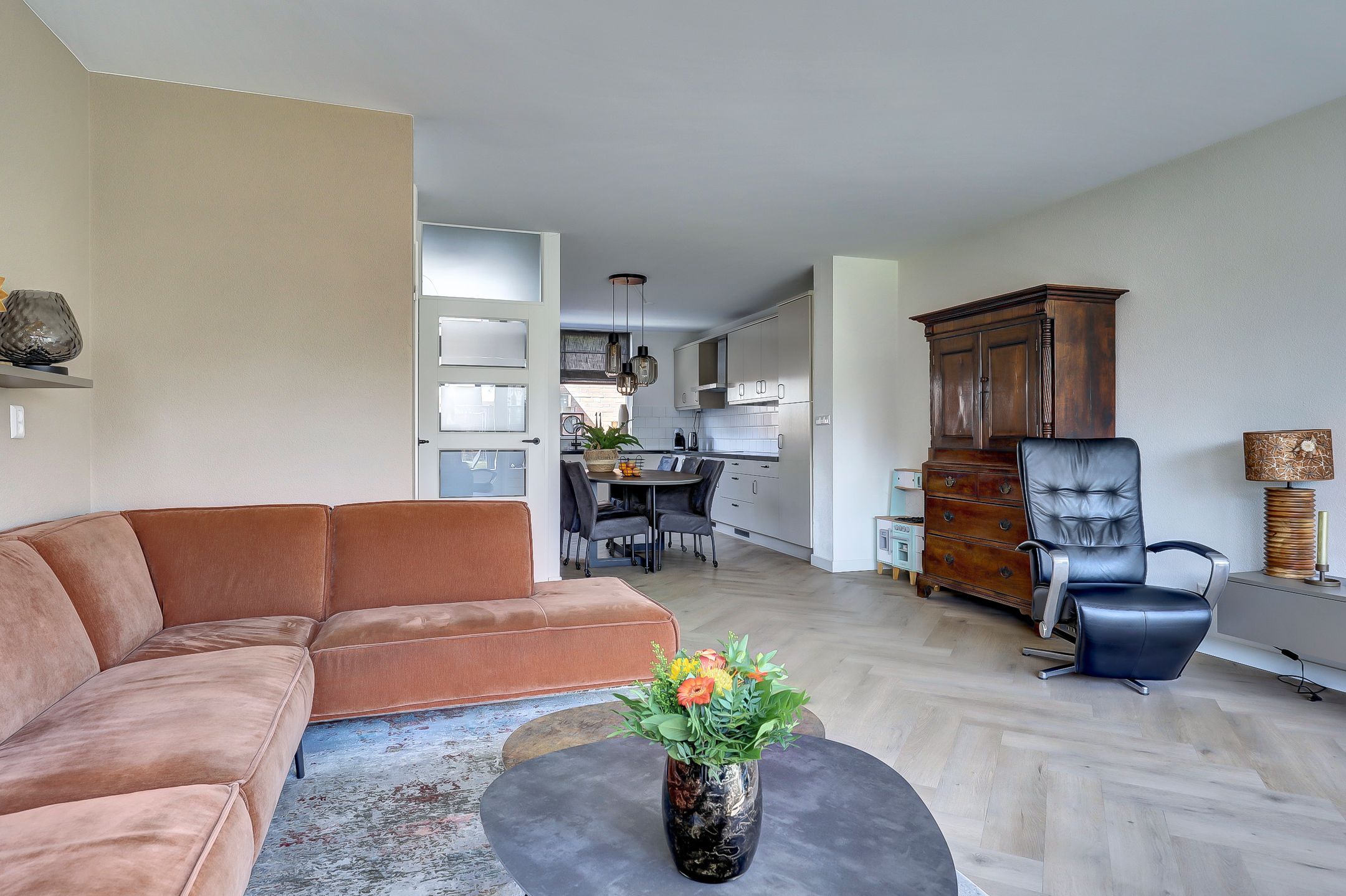 Foto 15 van Saturnus 21