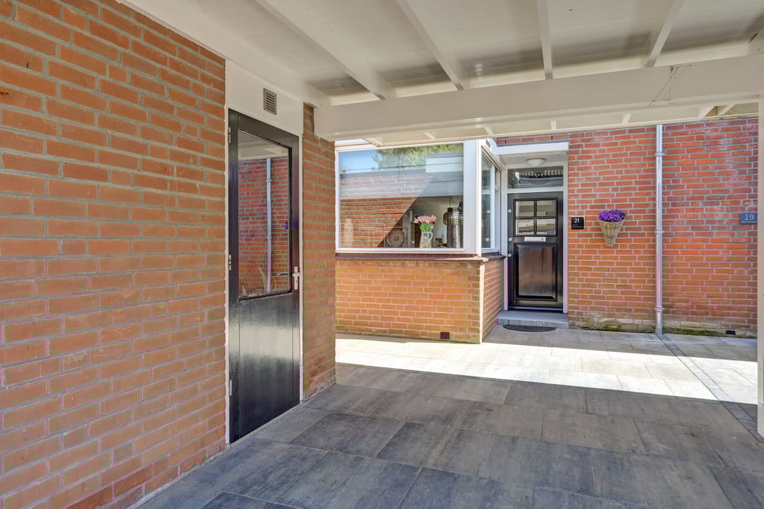 Foto 7 van Saturnus 21