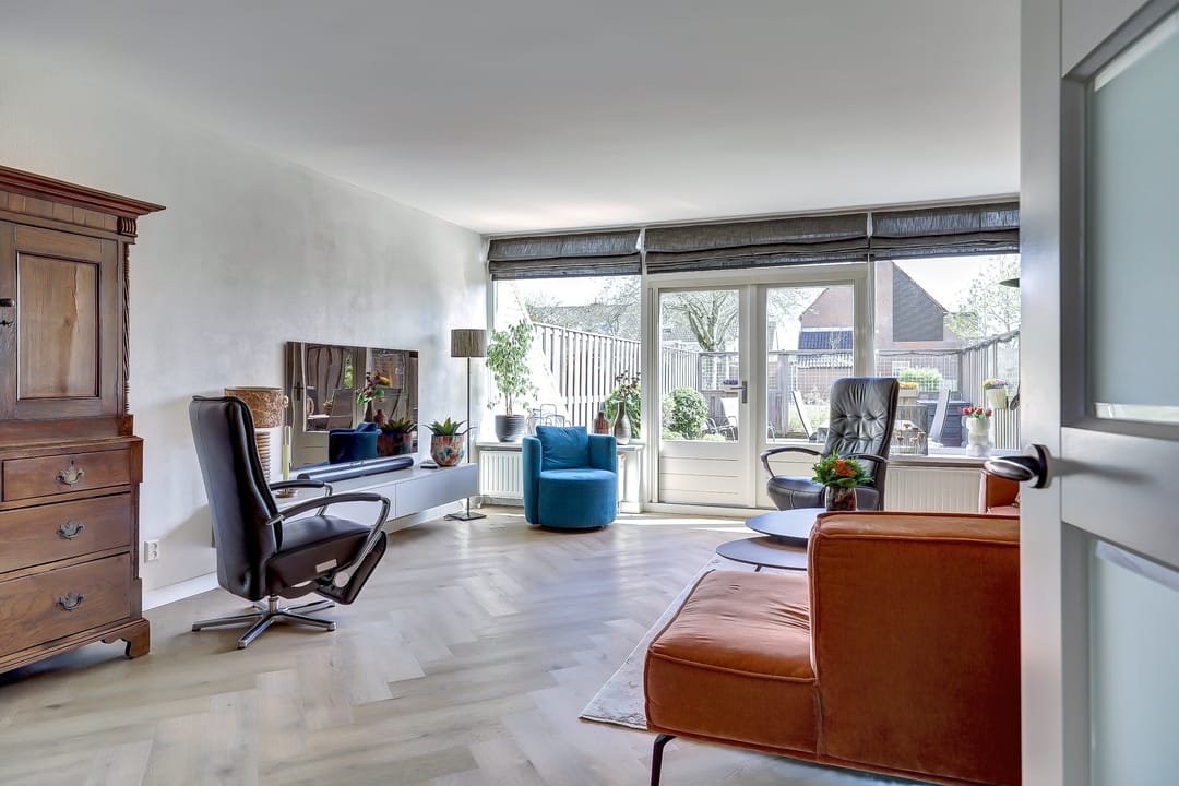 Foto 11 van Saturnus 21