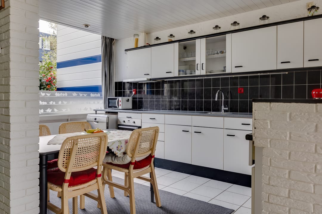 Foto 7 van Dioriet 12