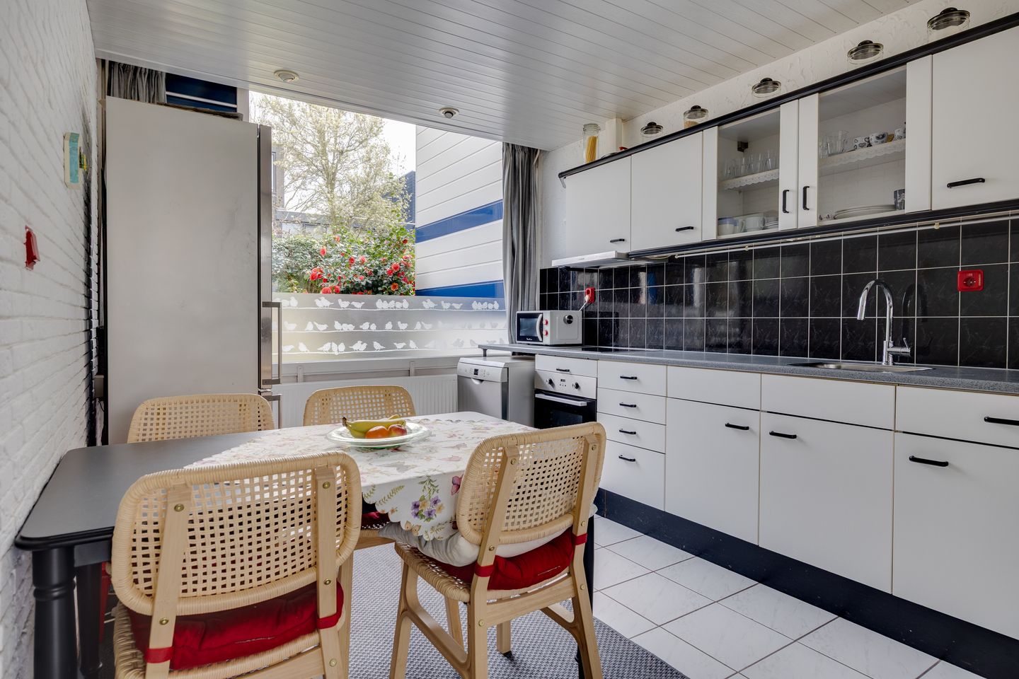 Foto 5 van Dioriet 12