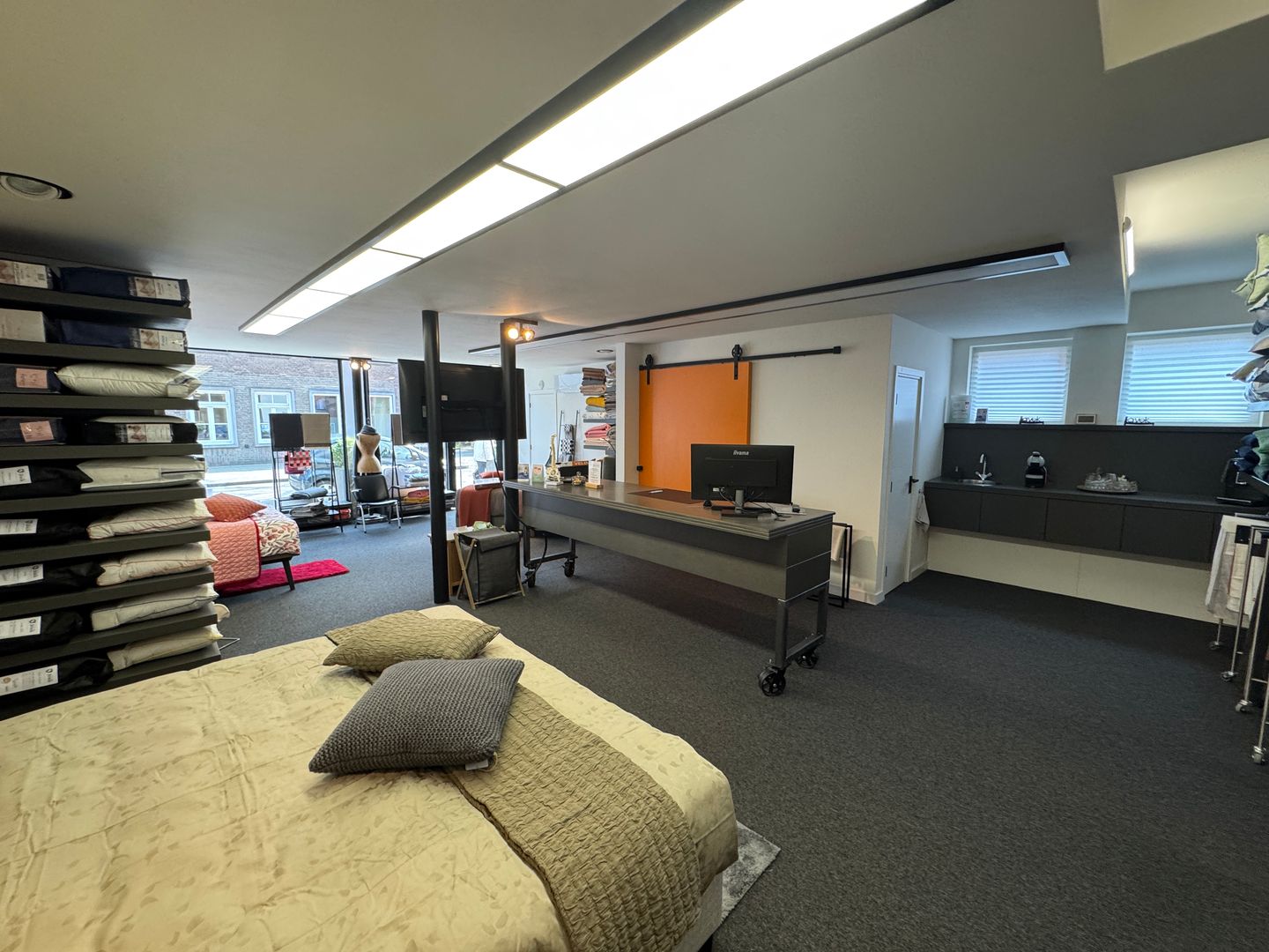 View photo 2 of Marktstraat 28