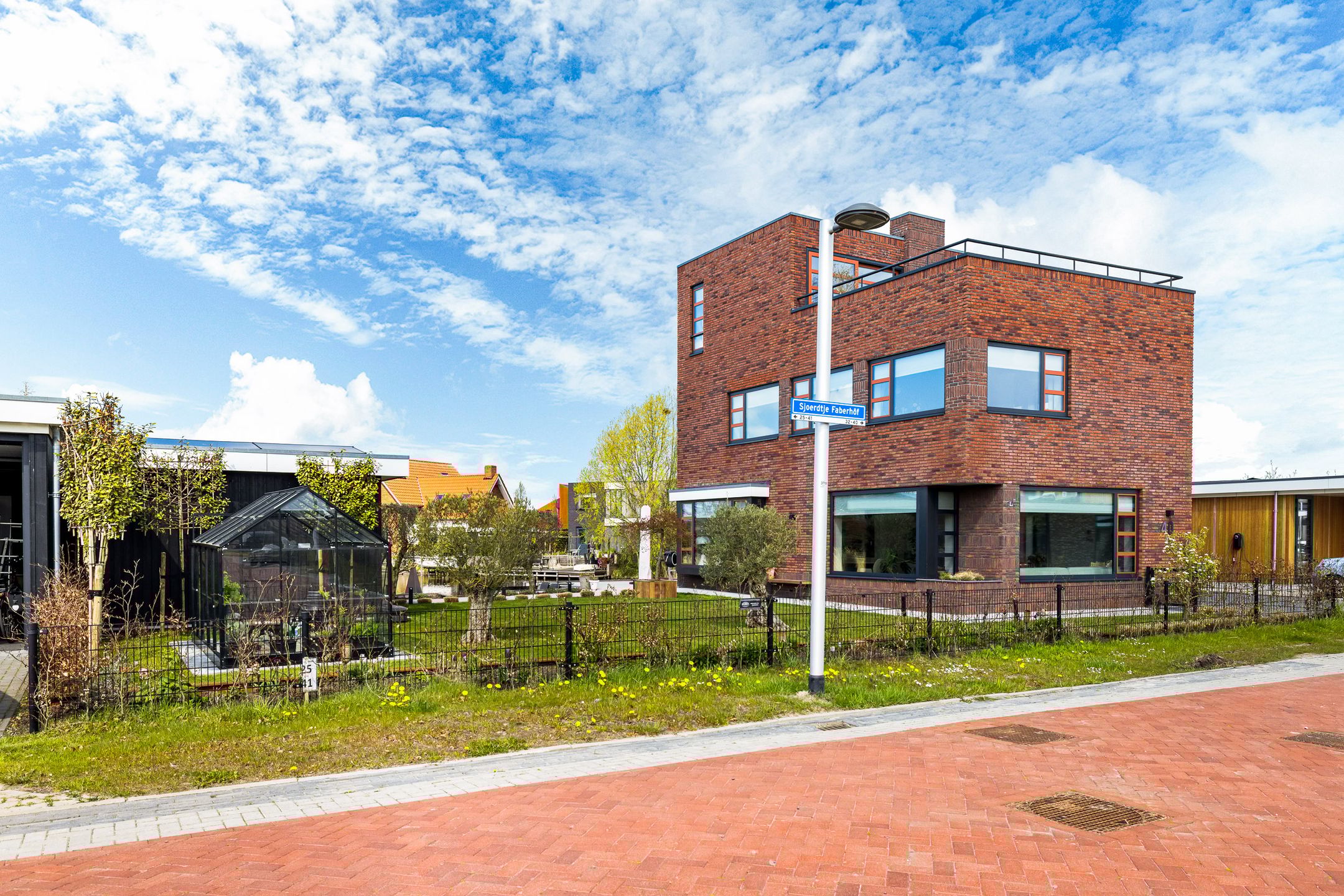 Photo 78 of Sjoerdtje Faberhôf 40