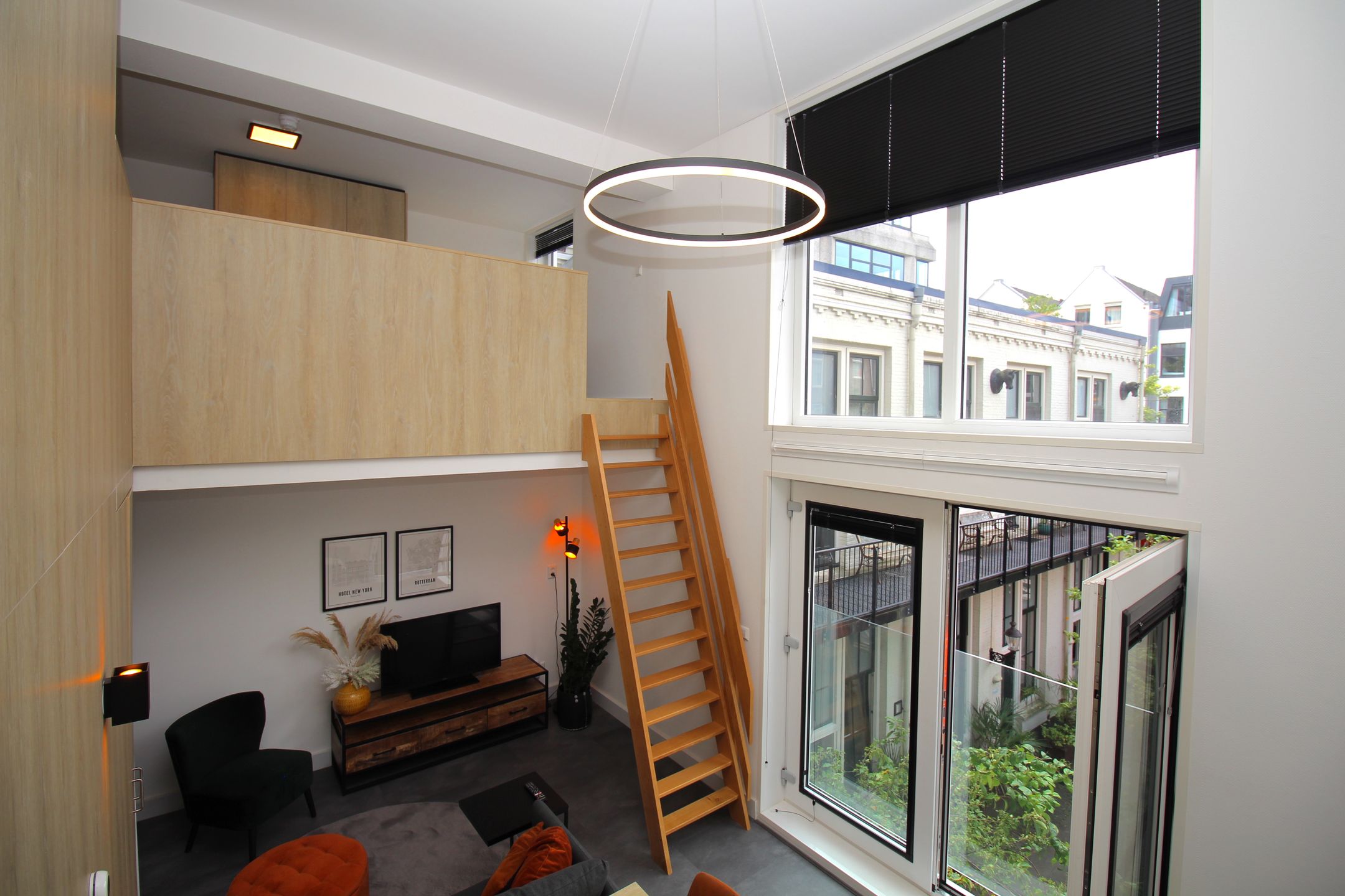 Foto 6 van Mauritsstraat 247-M