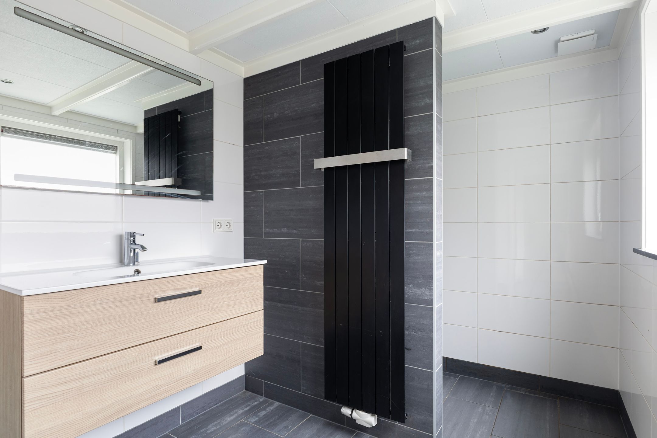 Foto 12 van Claes Barthoutstraat 2