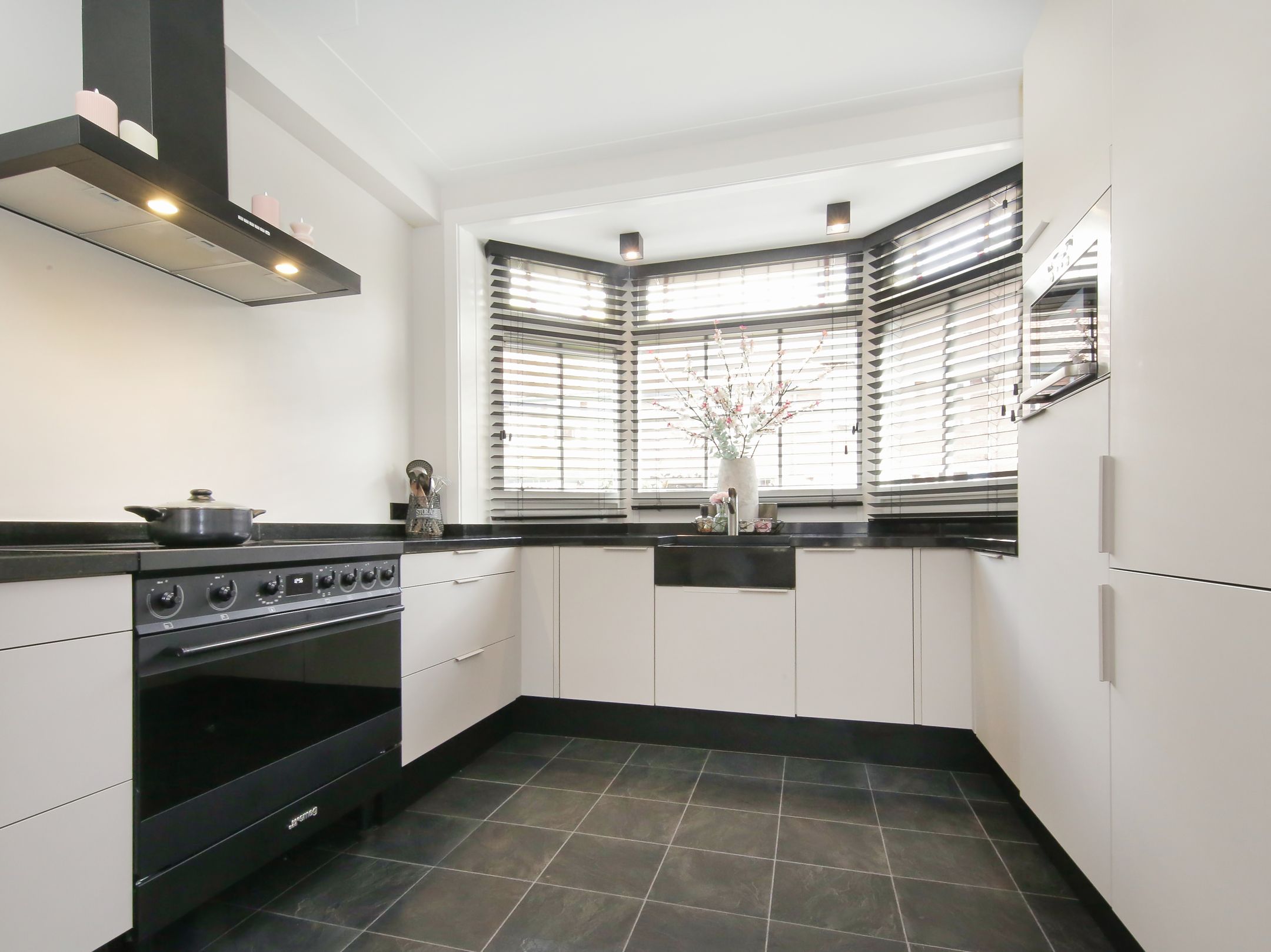 Foto 12 van Reijer Anslostraat 29