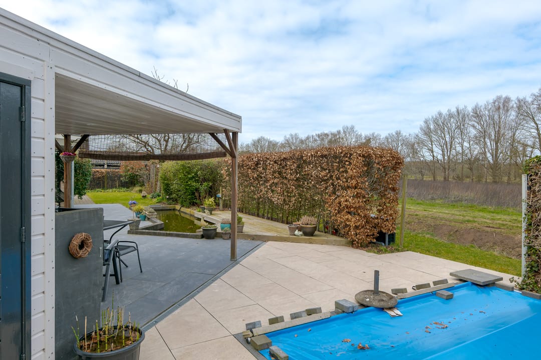 Foto 46 van Korenbloemweg 30