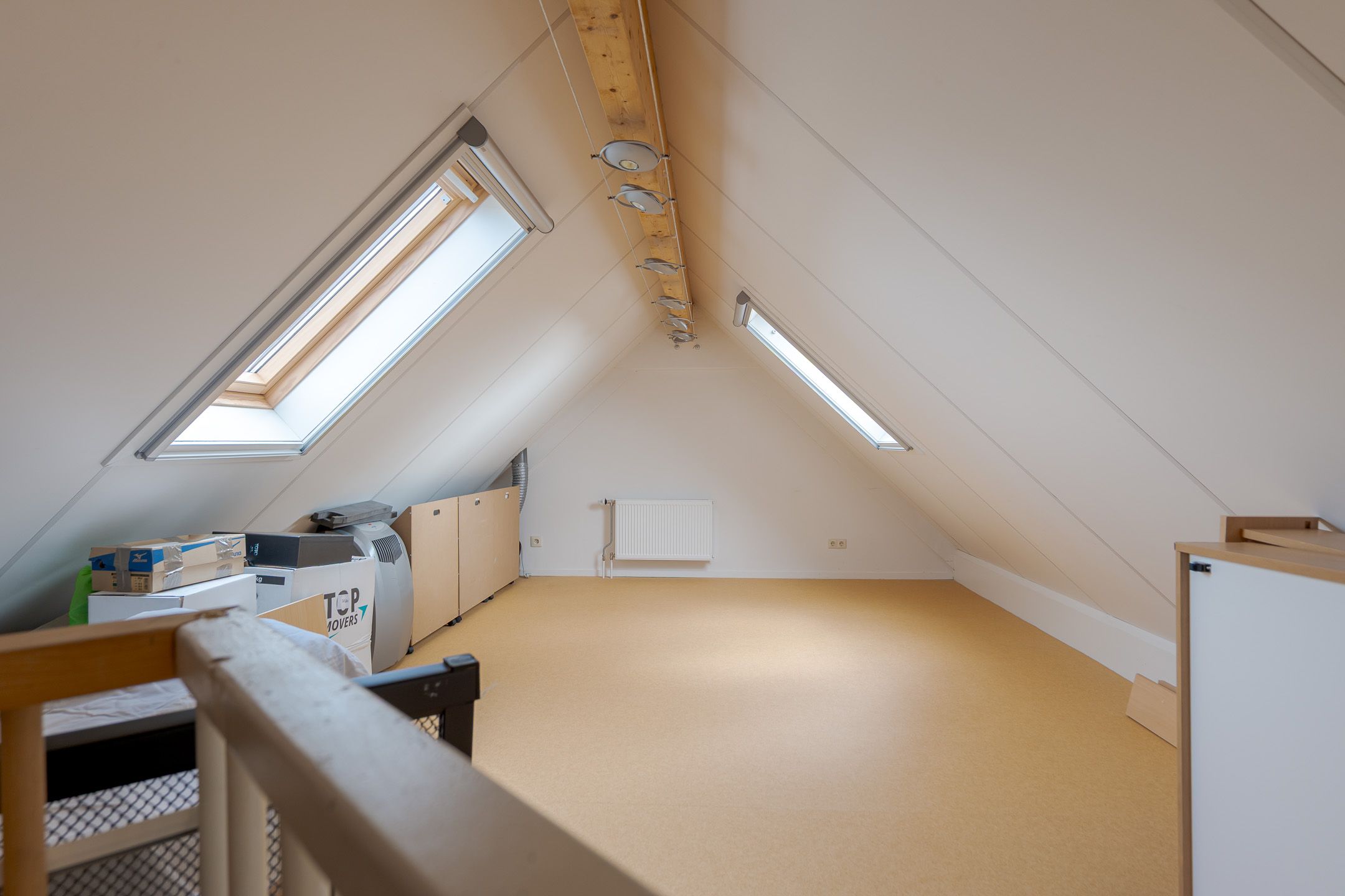 Foto 84 van Korenbloemweg 30