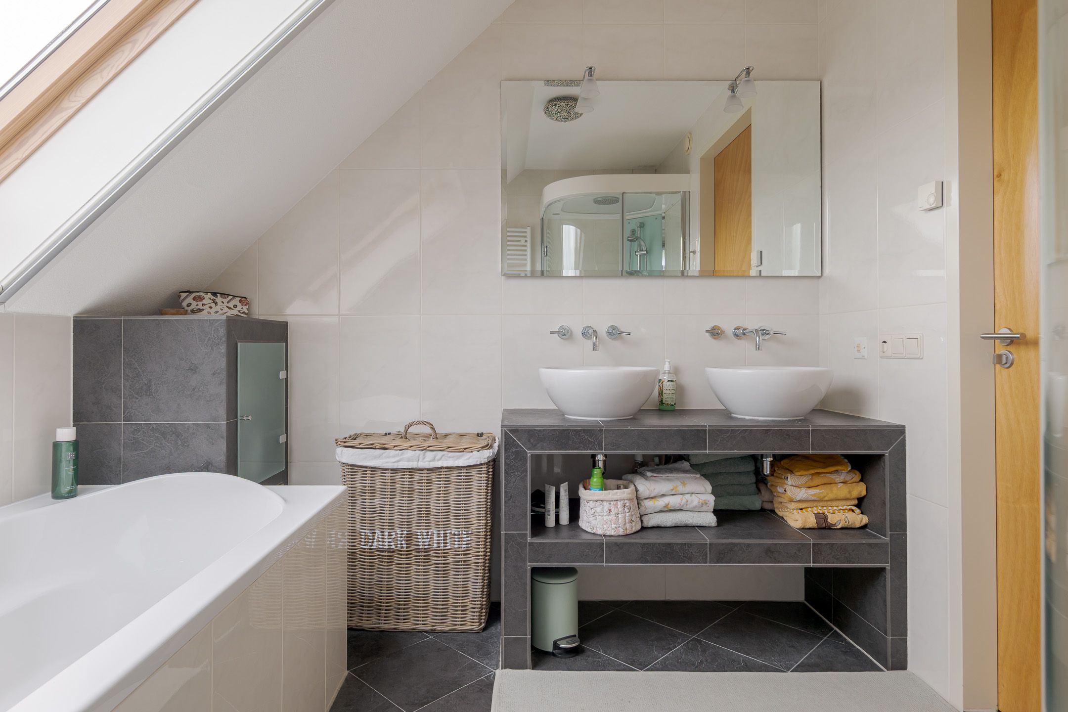 Foto 78 van Korenbloemweg 30