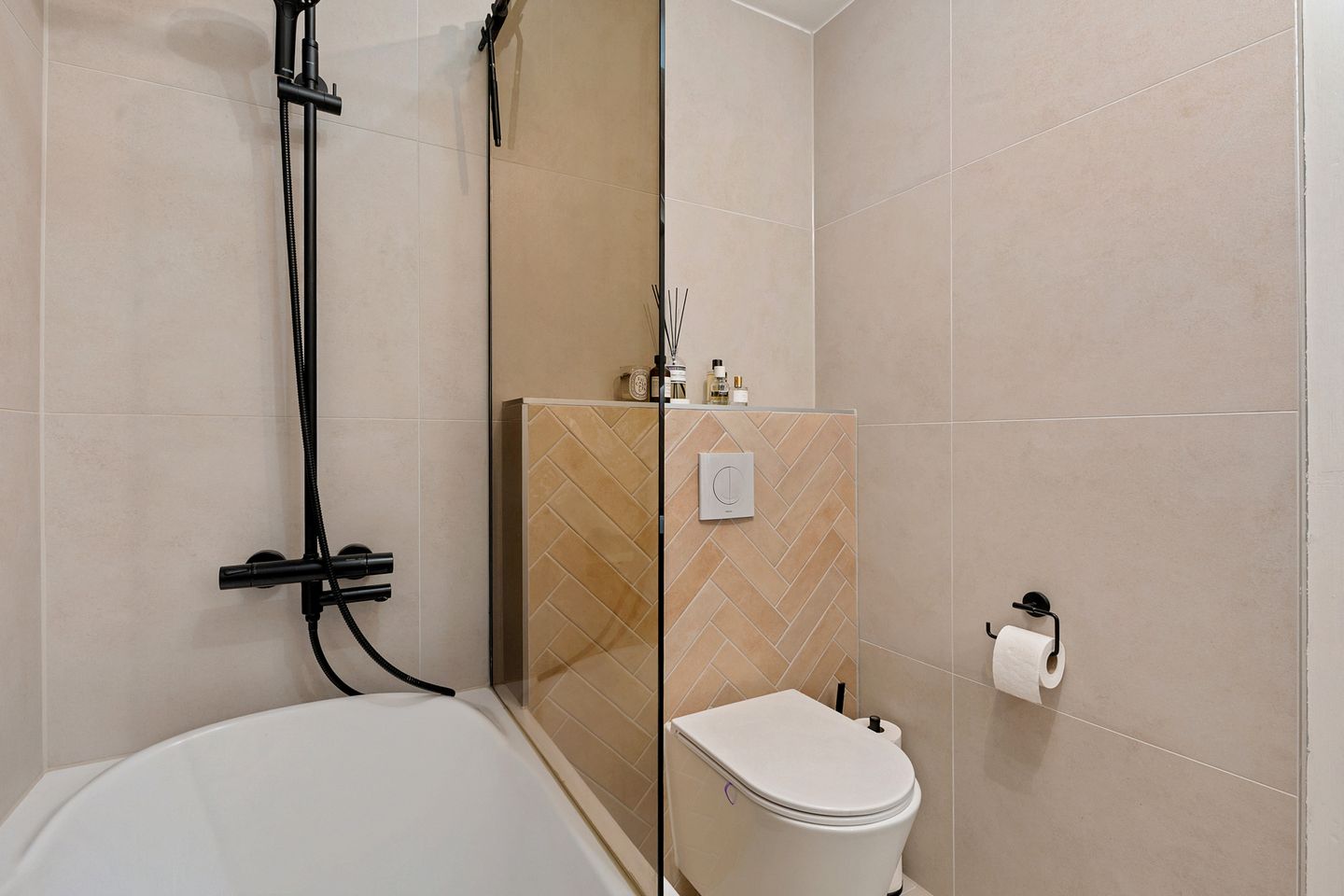 Foto 25 van Eerste Atjehstraat 152-C