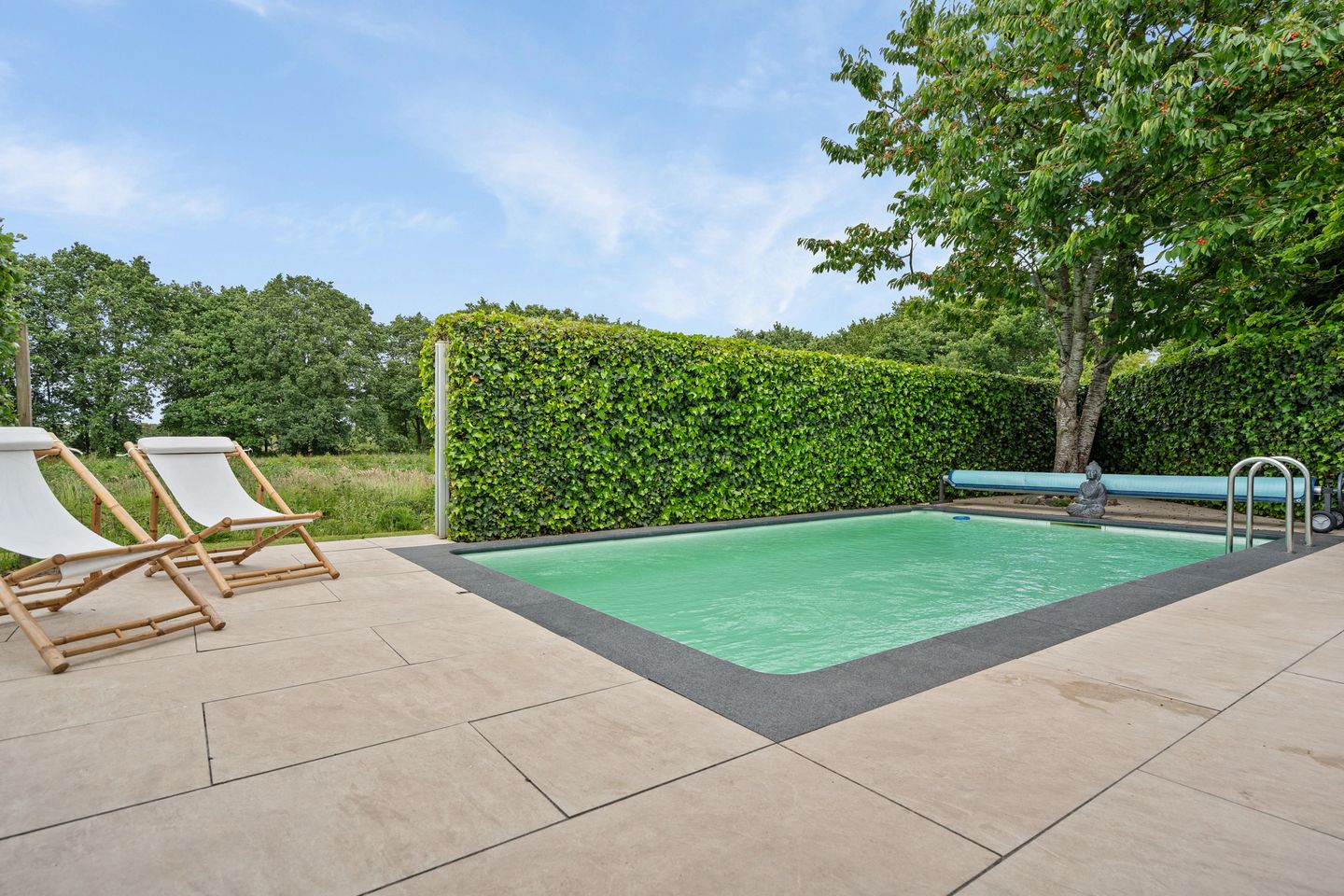 Foto 44 van Korenbloemweg 30