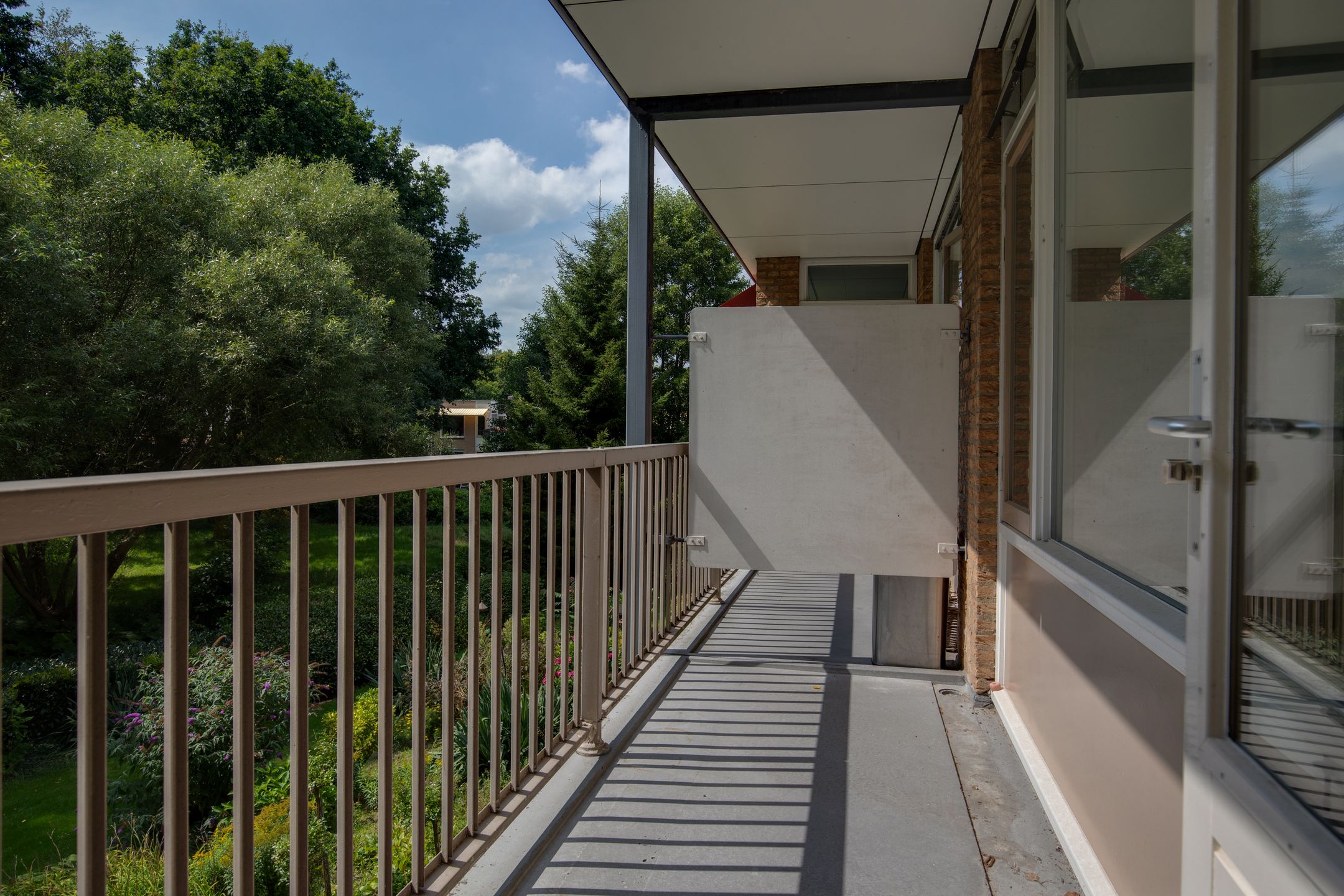 Photo 12 of Albert Schweitzerlaan 29