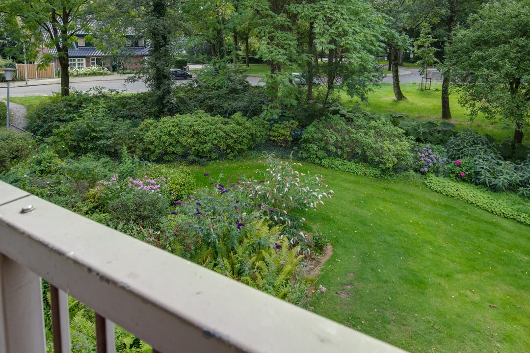 Photo 13 of Albert Schweitzerlaan 29