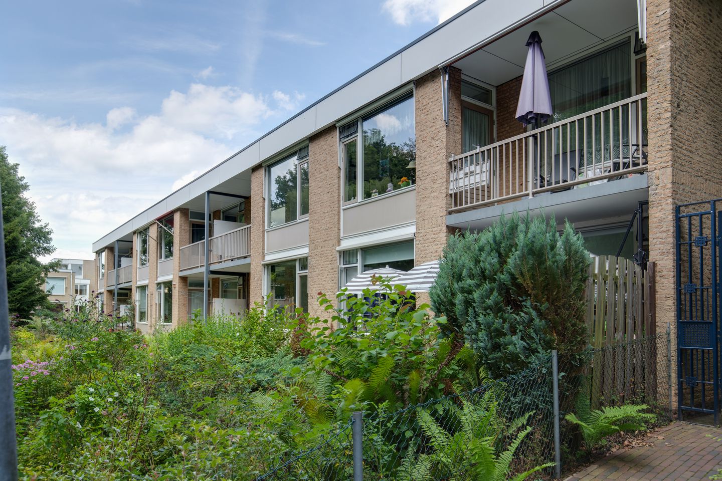 Photo 14 of Albert Schweitzerlaan 29