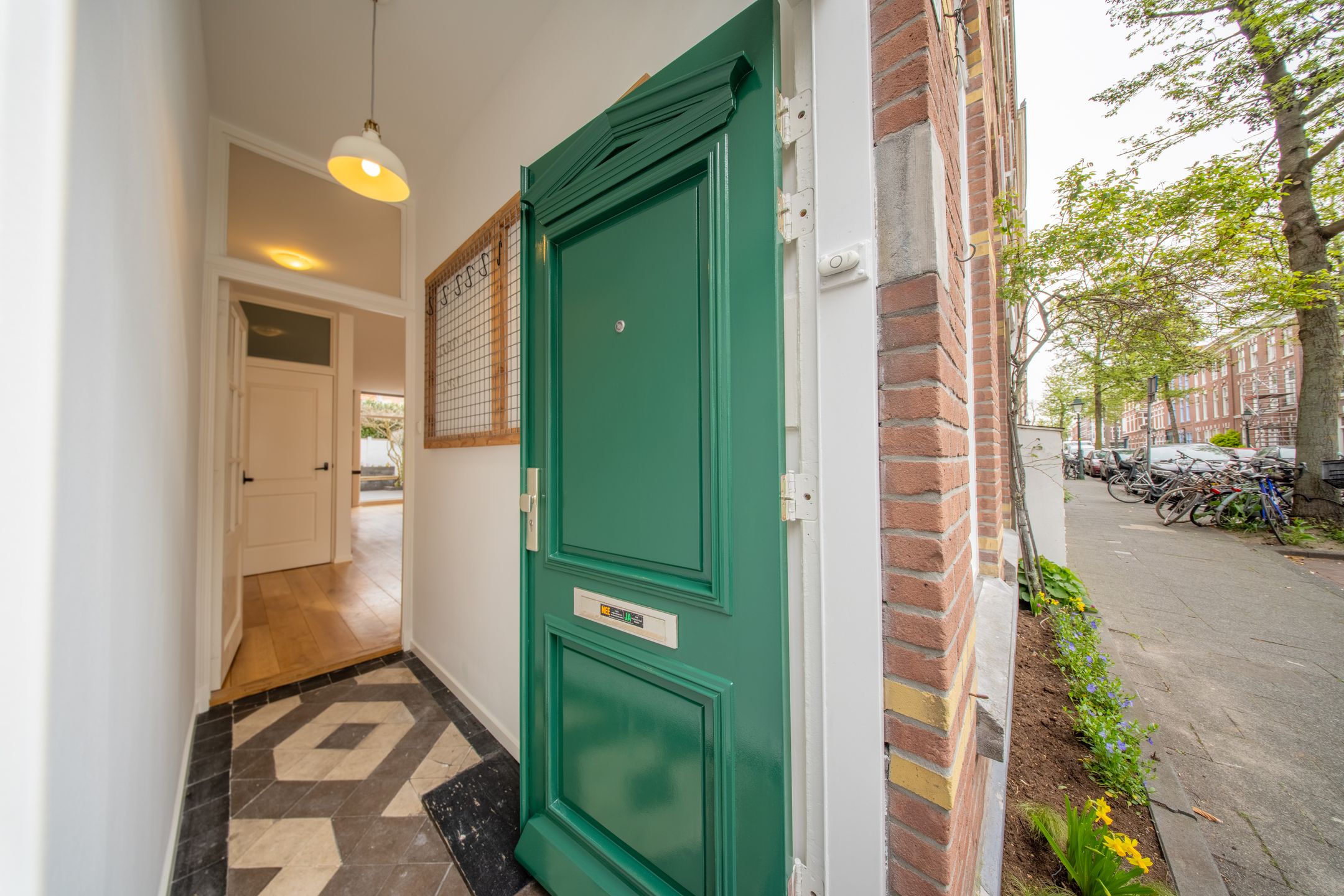 Foto 6 van Newtonstraat 361