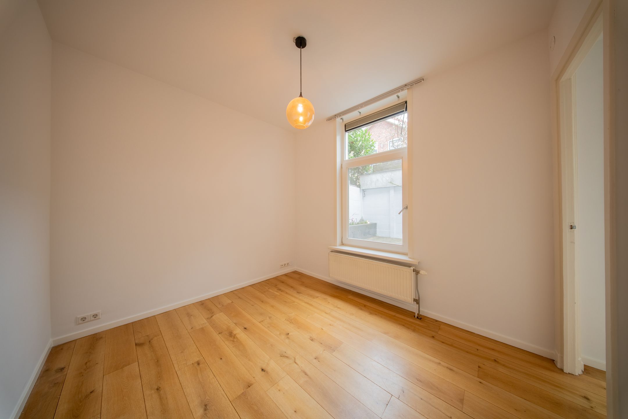 Foto 24 van Newtonstraat 361