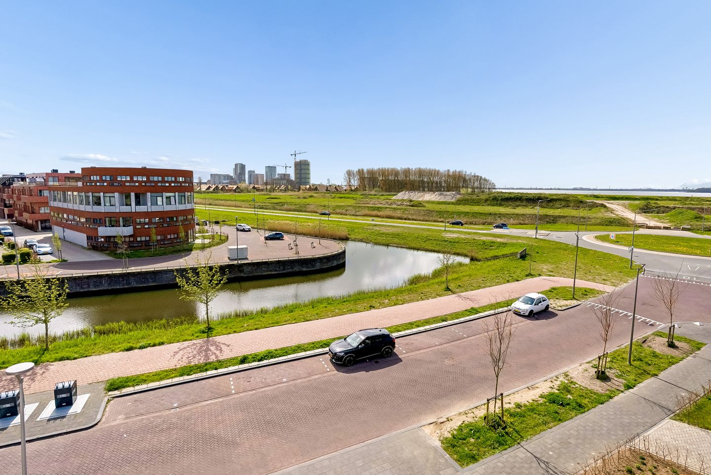 Foto 65 van Amerigo Vespucciweg 92