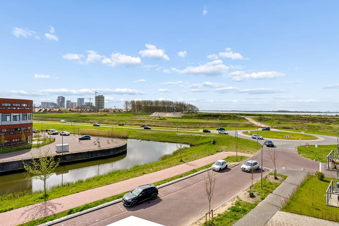 Foto 68 van Amerigo Vespucciweg 92