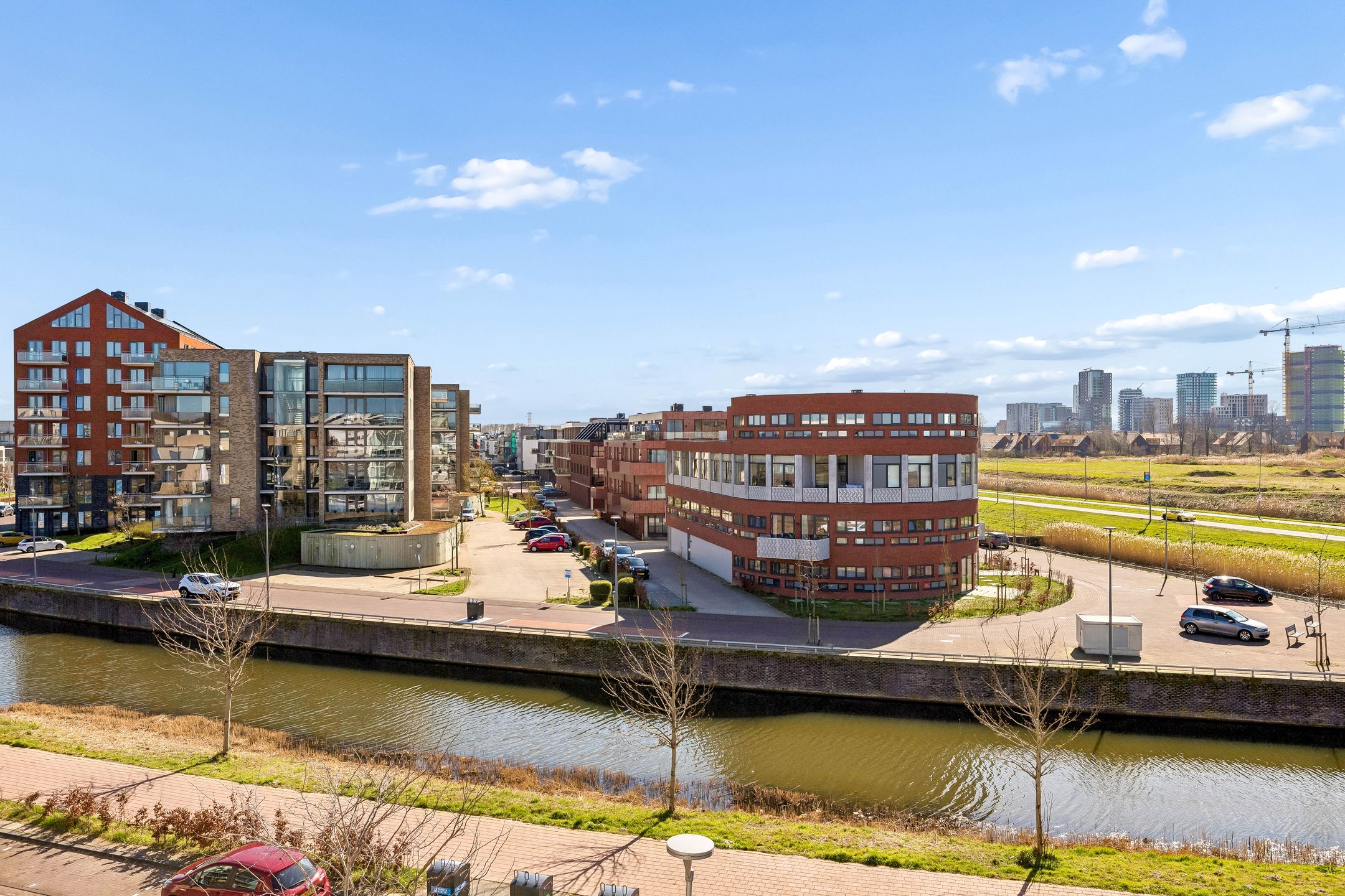 Foto 66 van Amerigo Vespucciweg 92