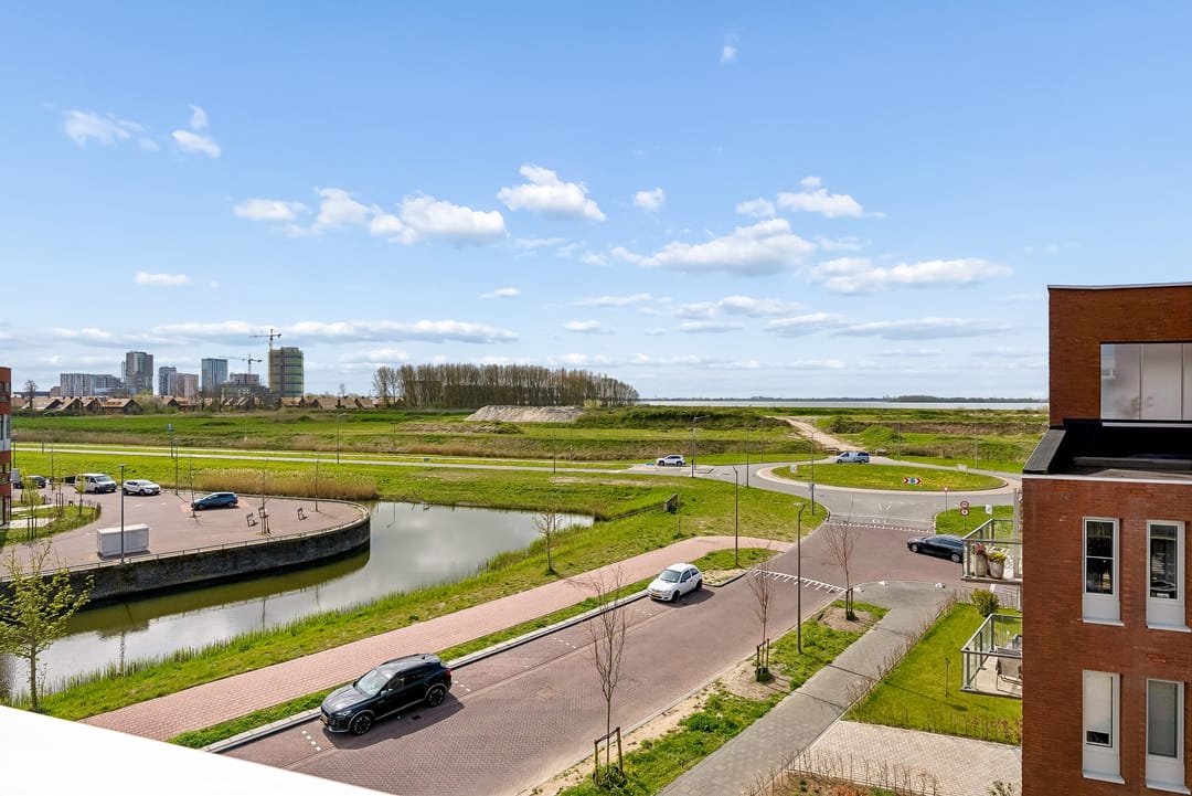 Foto 67 van Amerigo Vespucciweg 92