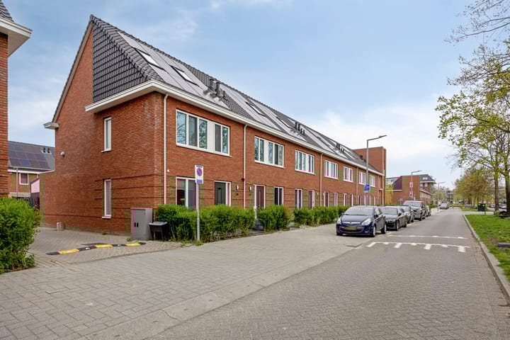 Foto 2 van Mr. Arend van der Woudenslaan 39