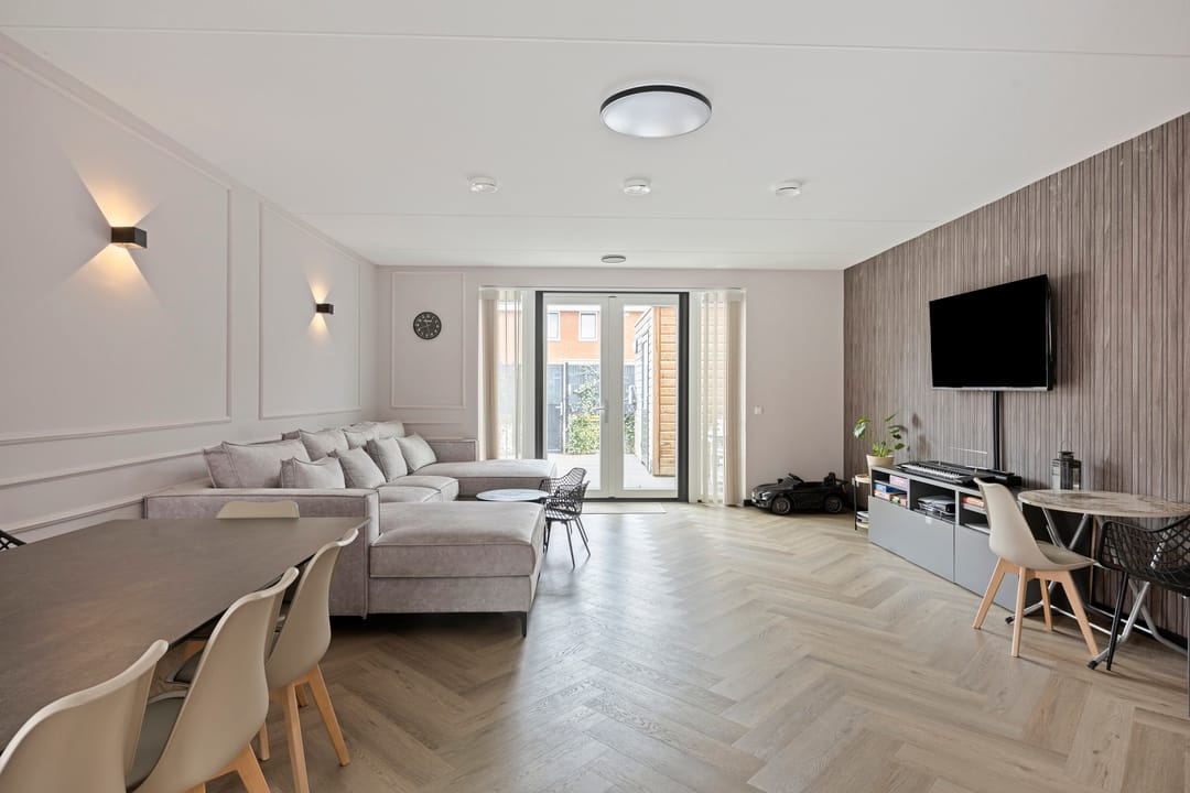 Foto 8 van Mr. Arend van der Woudenslaan 39