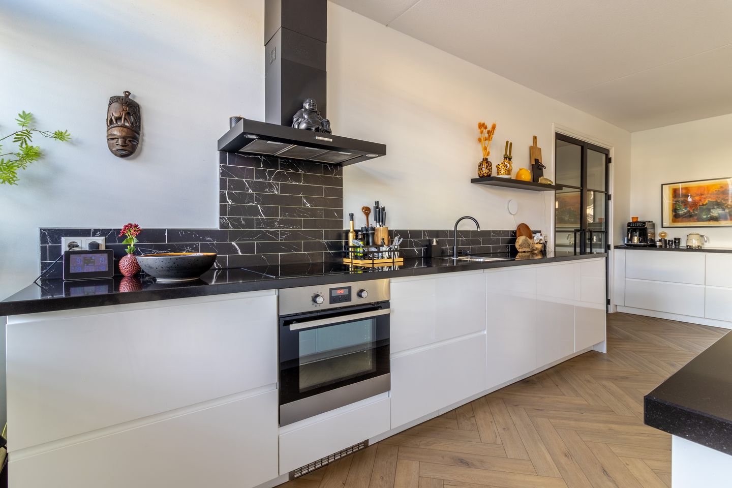 Foto 10 van Burg Grothestraat 53-E