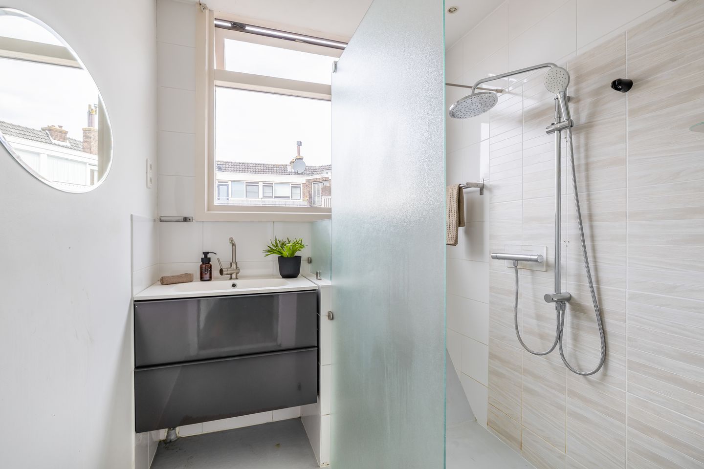 Foto 19 van Zestienhovensekade 113