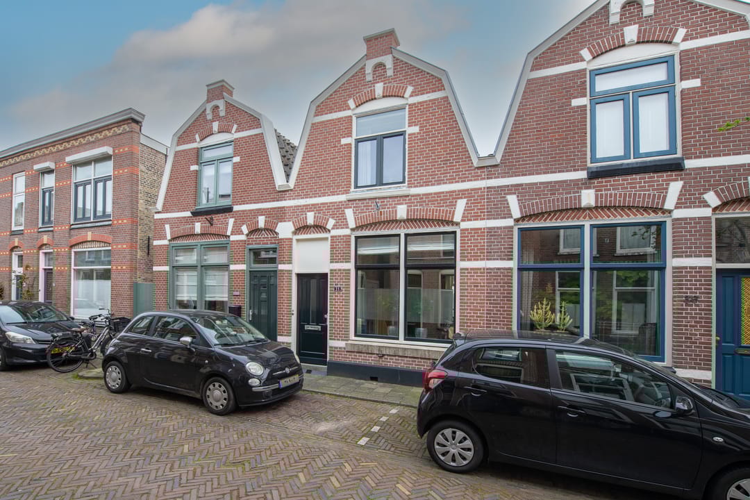 Foto 32 van Stationstraat 38