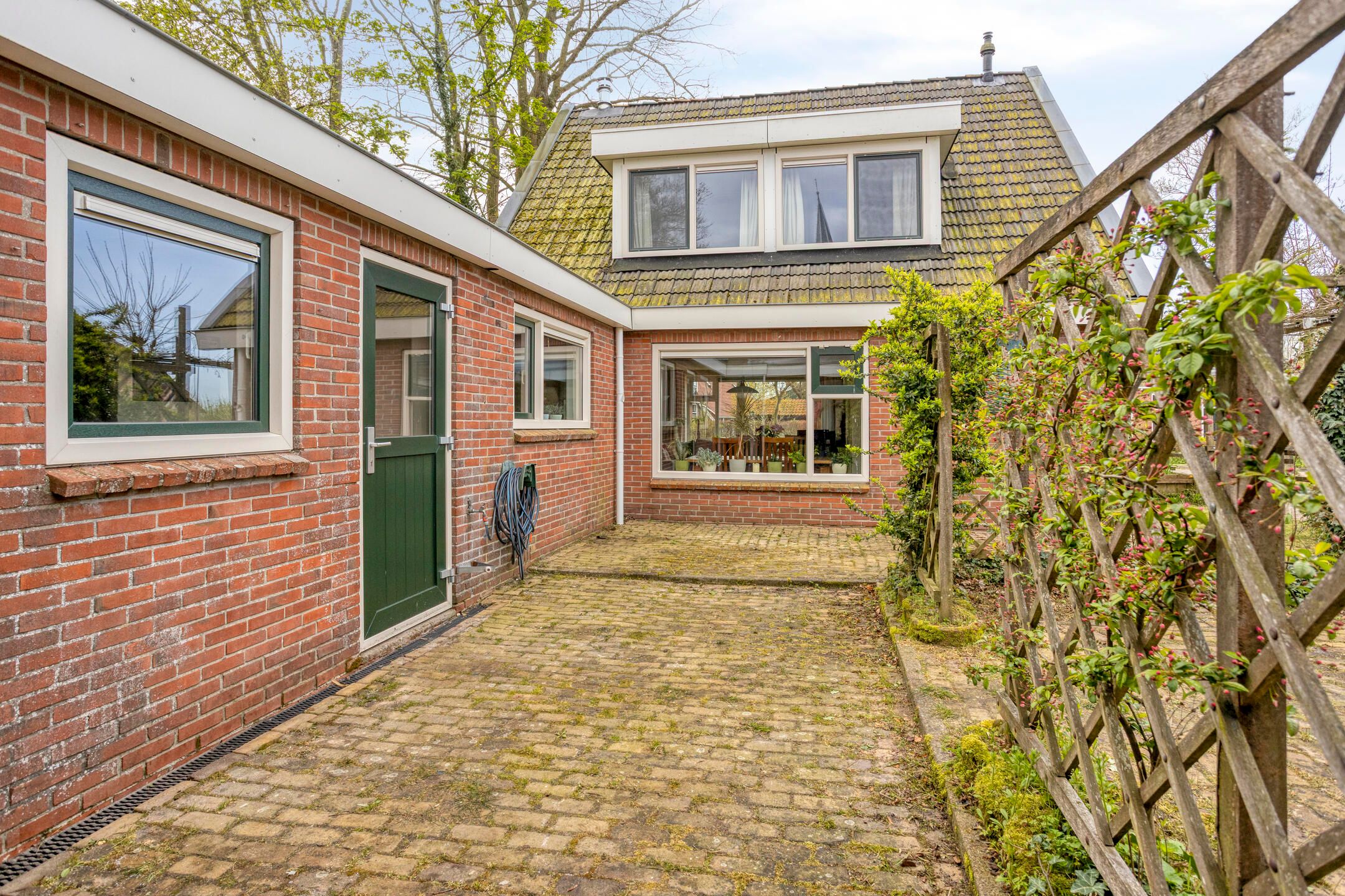 Foto 3 van Buorren 12