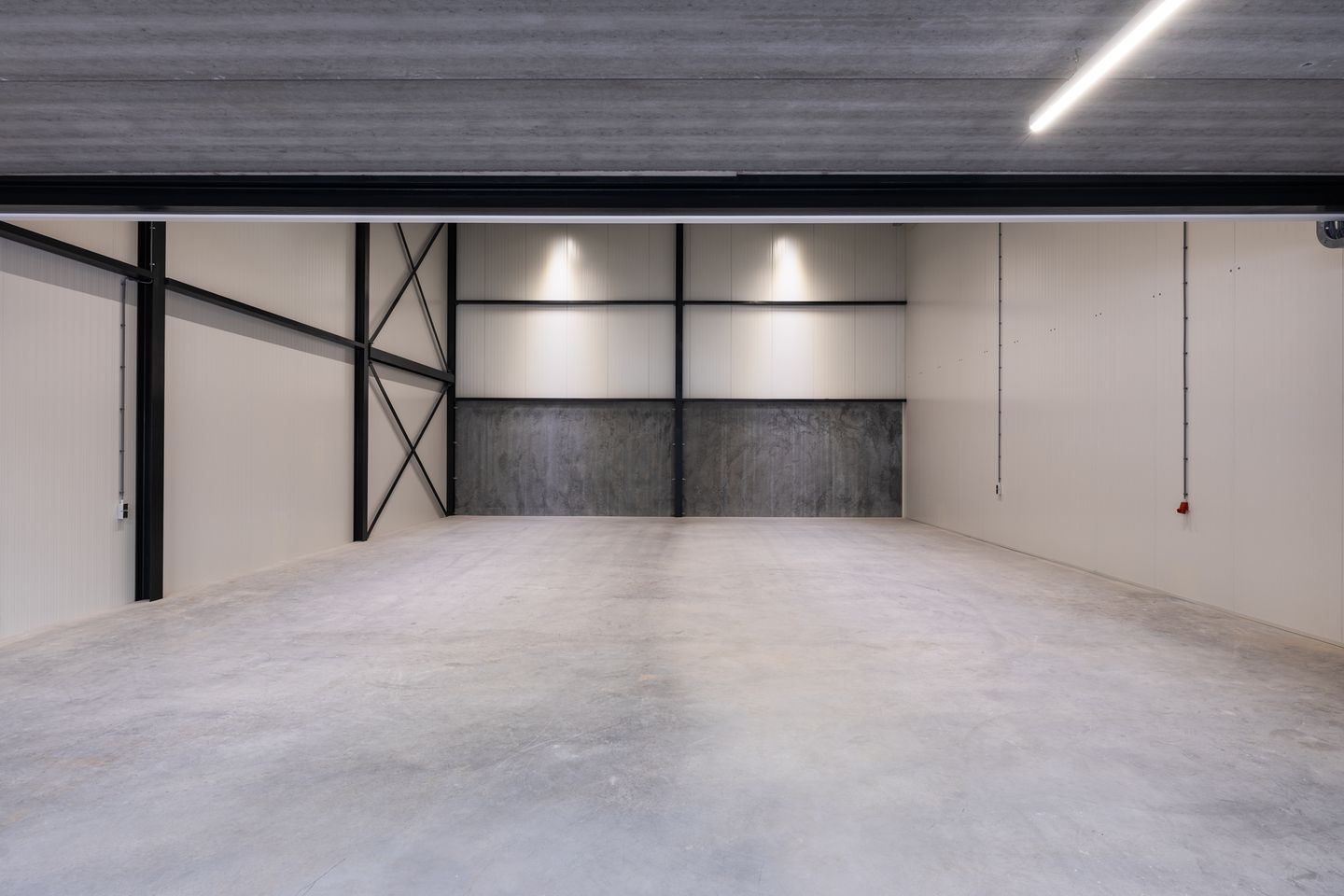 View photo 4 of Weegmaat 13