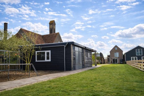 Nes 140 secondary image