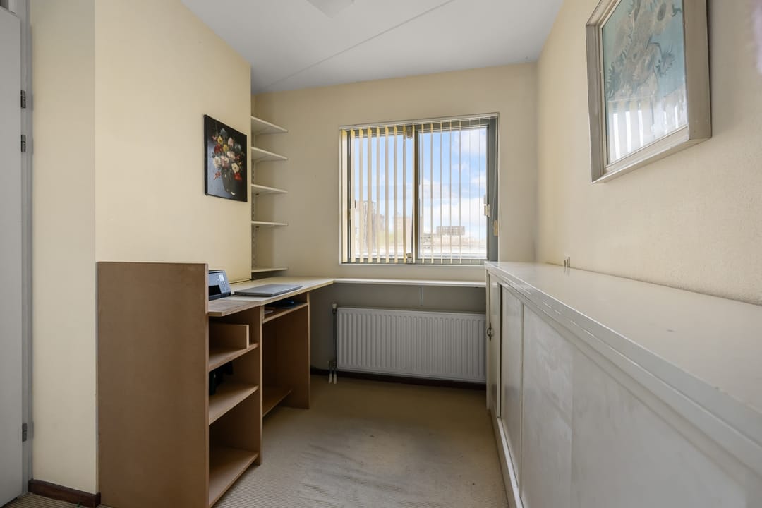 Photo 13 of Justus van Effenstraat 85