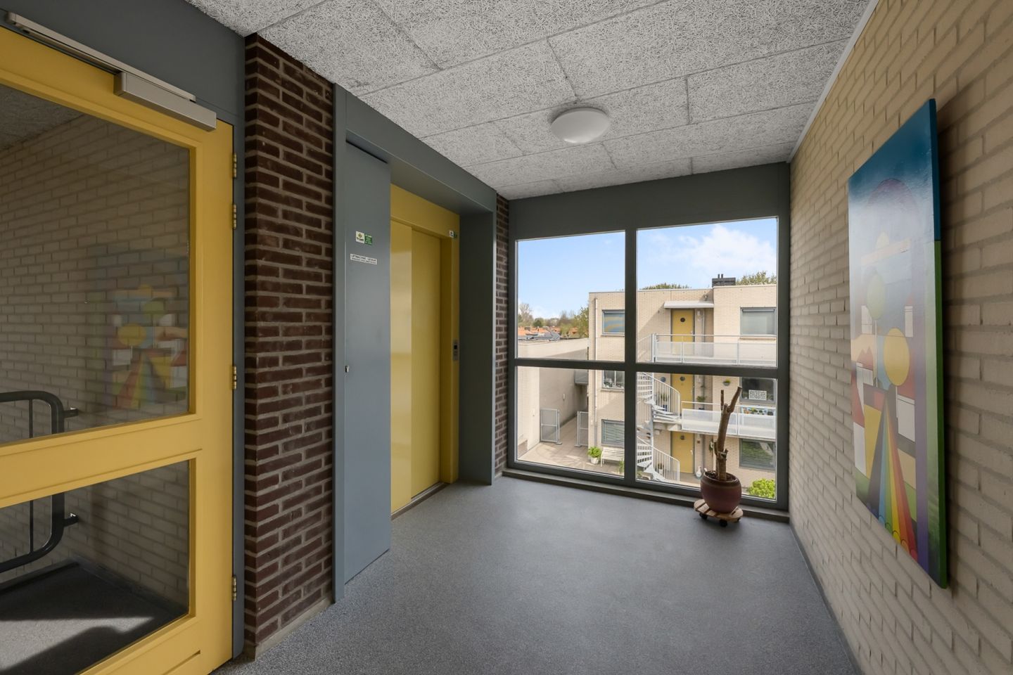 Photo 29 of Justus van Effenstraat 85