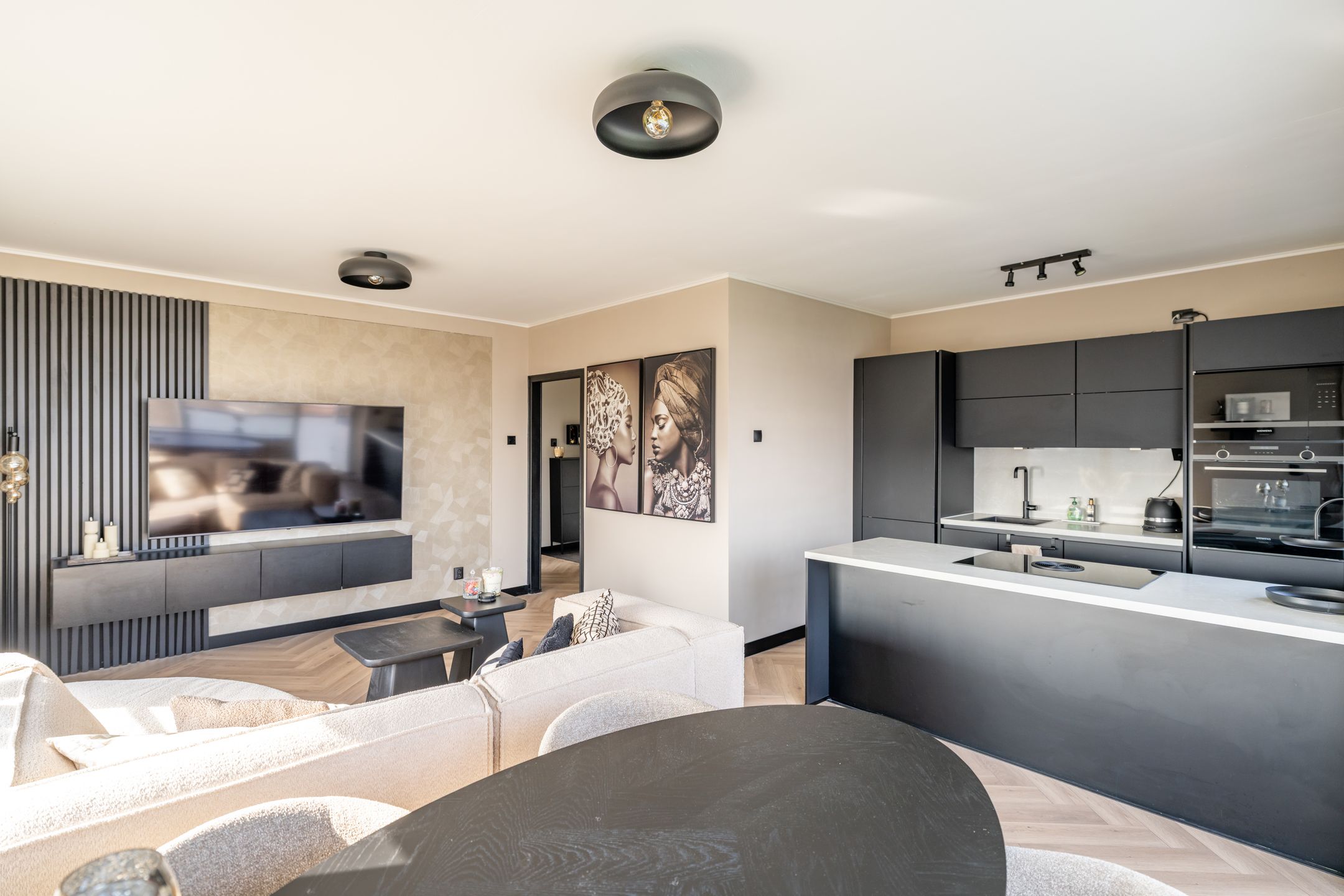 Photo 12 of Prins Bernhardplein 61