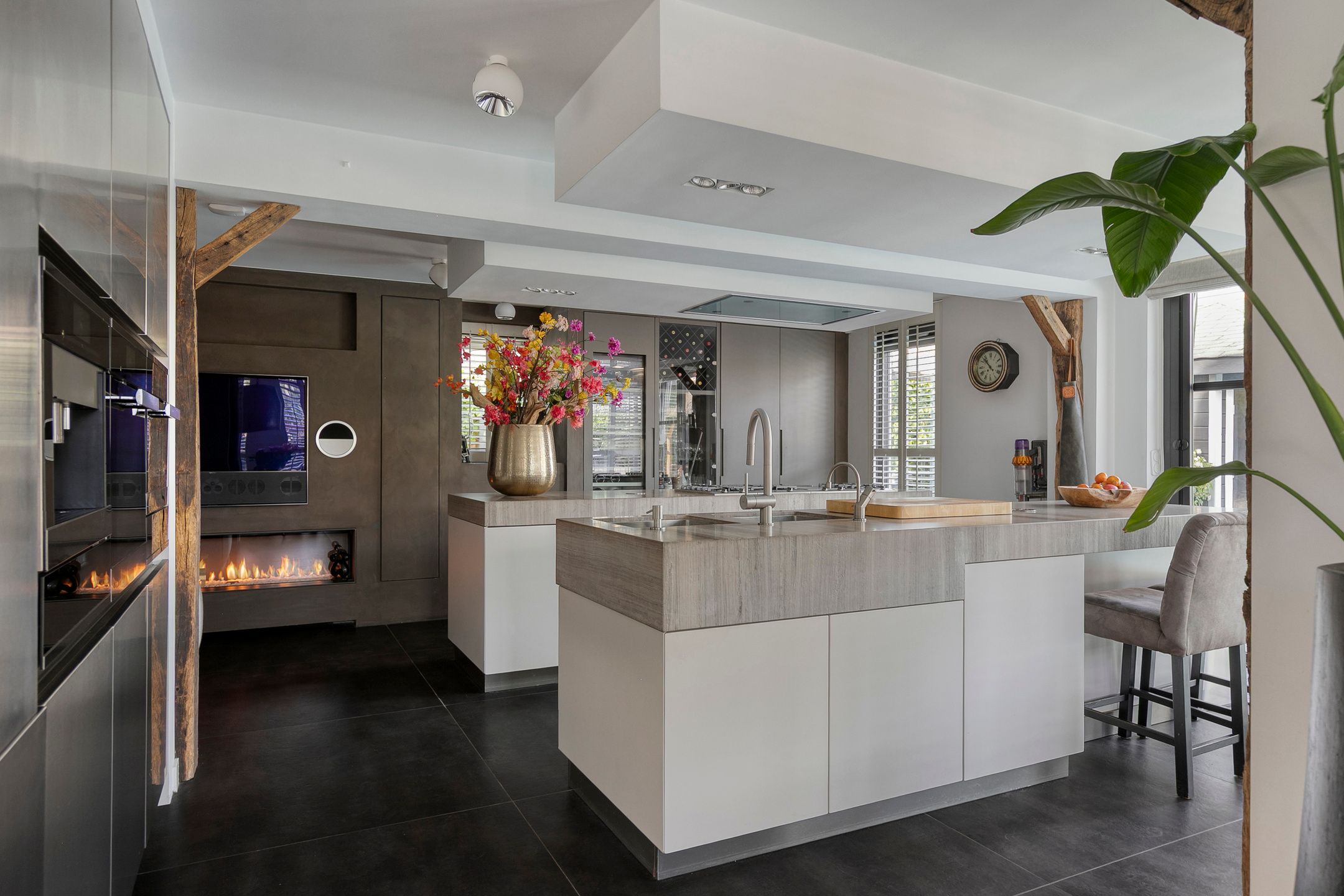 Photo 3 of Achtersloot 108