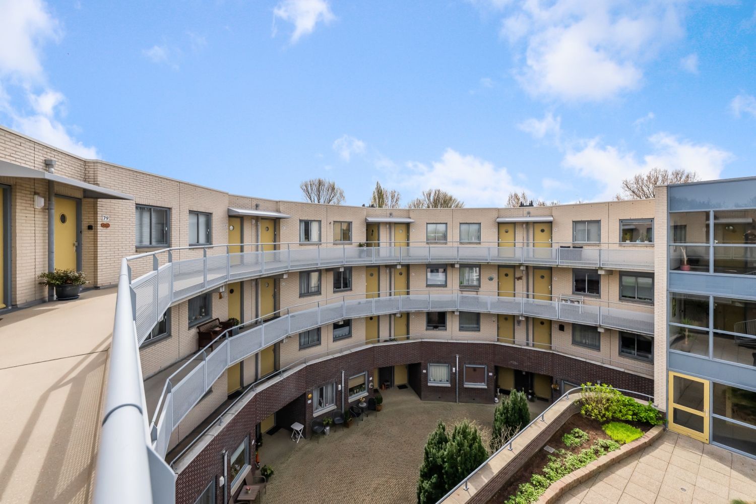 Photo 30 of Justus van Effenstraat 85